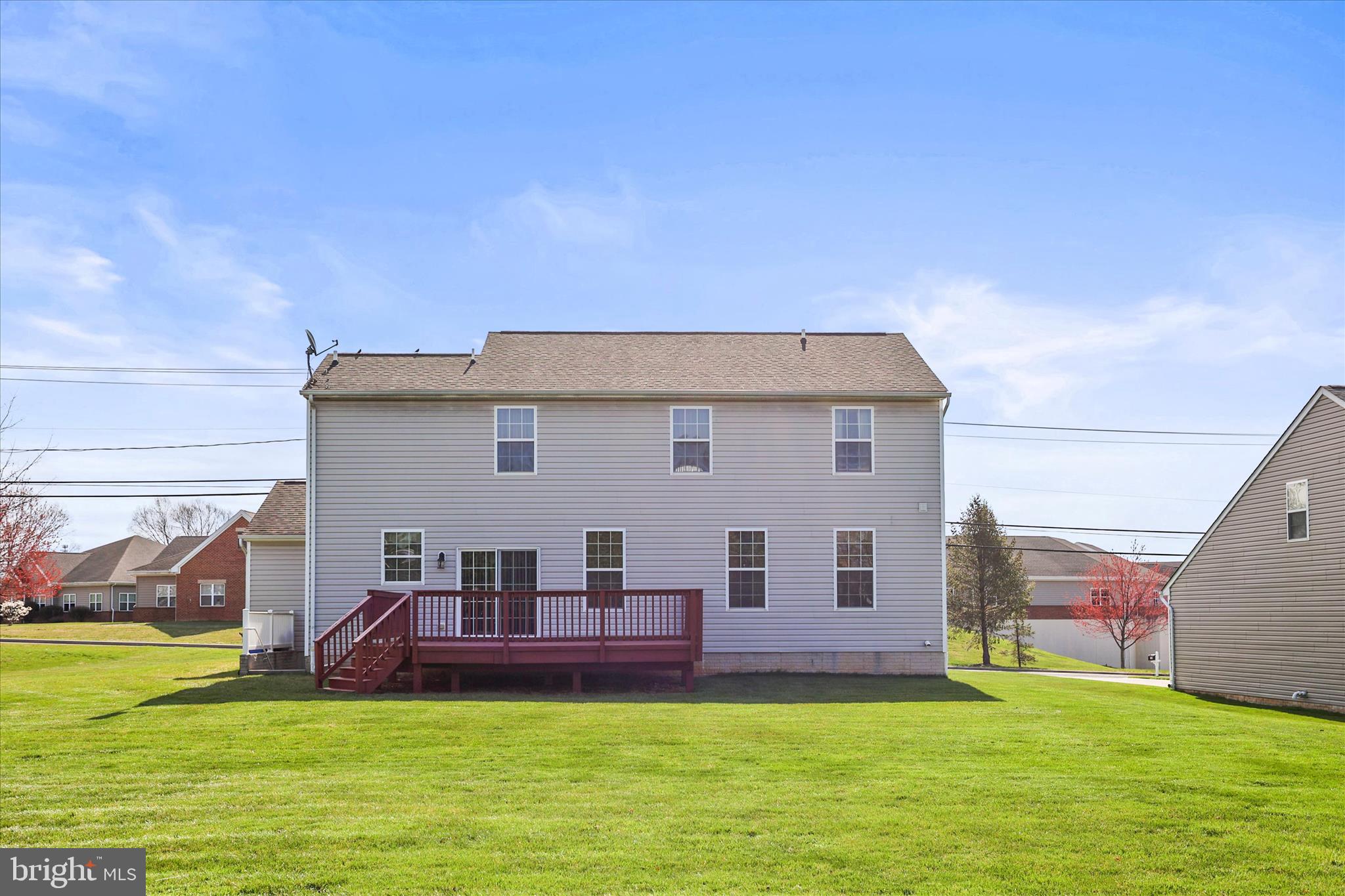 HIGH POINTE - Residential