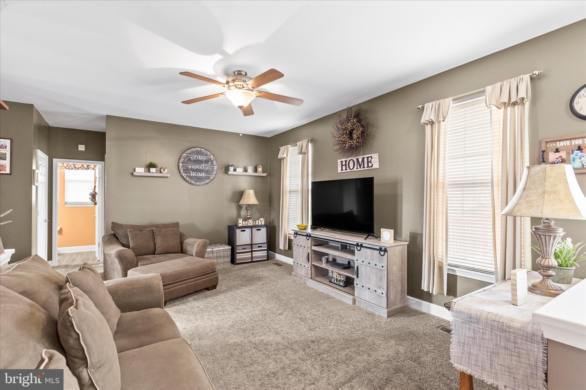 HIGH POINTE - Residential