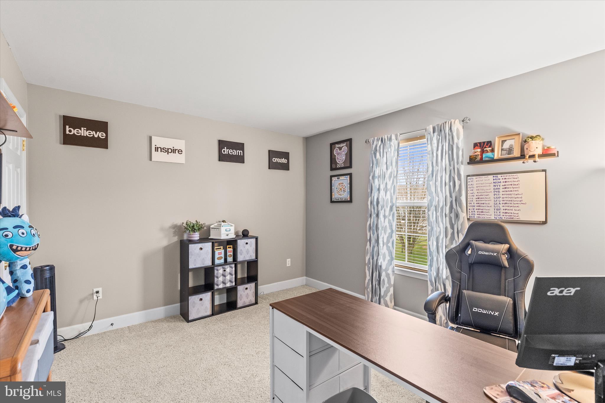 HIGH POINTE - Residential