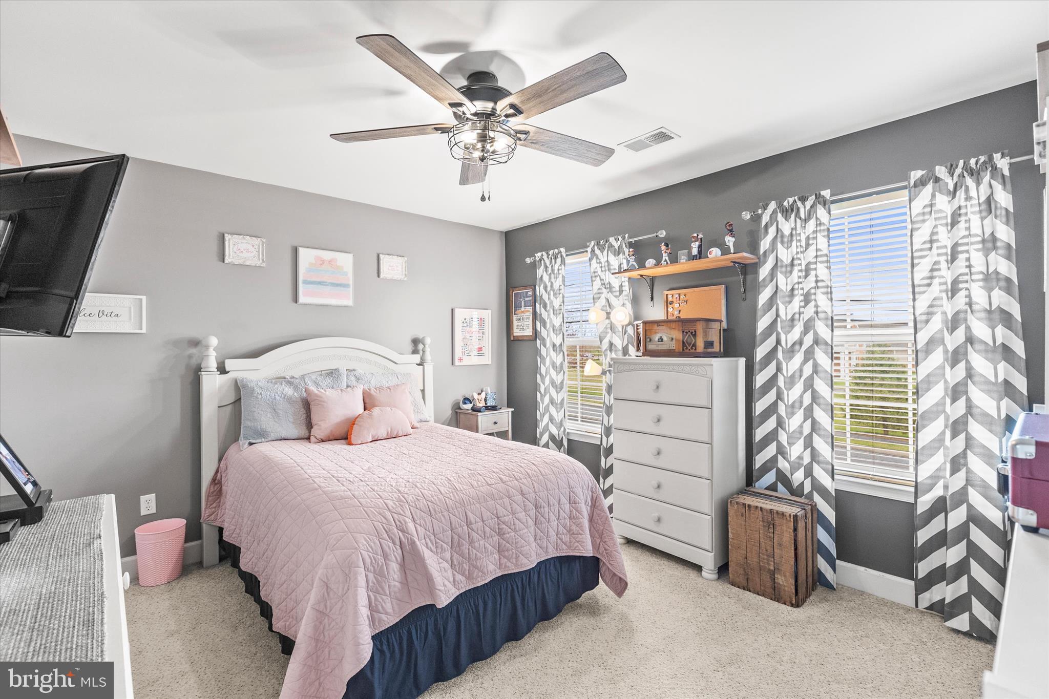 HIGH POINTE - Residential