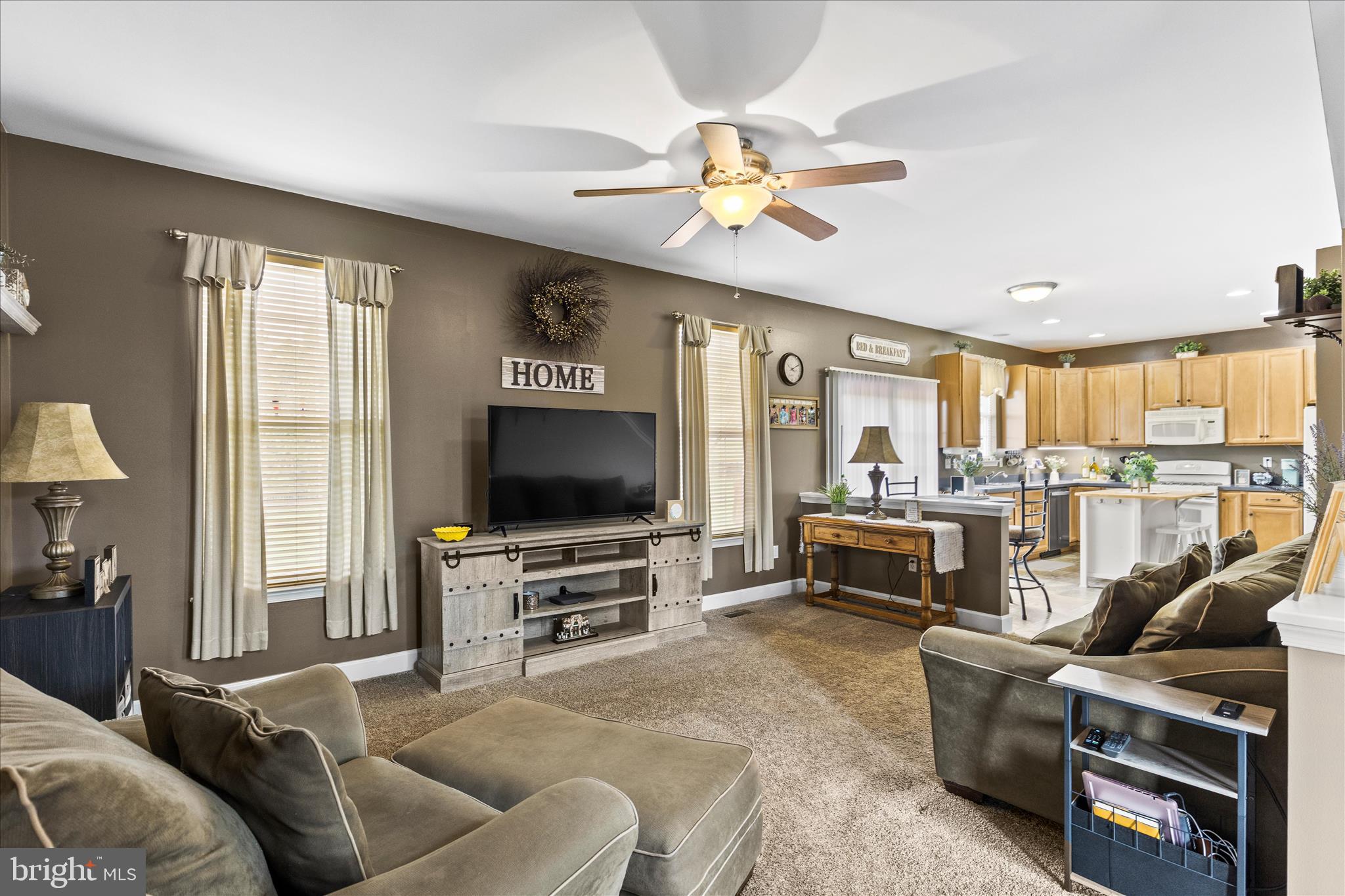 HIGH POINTE - Residential