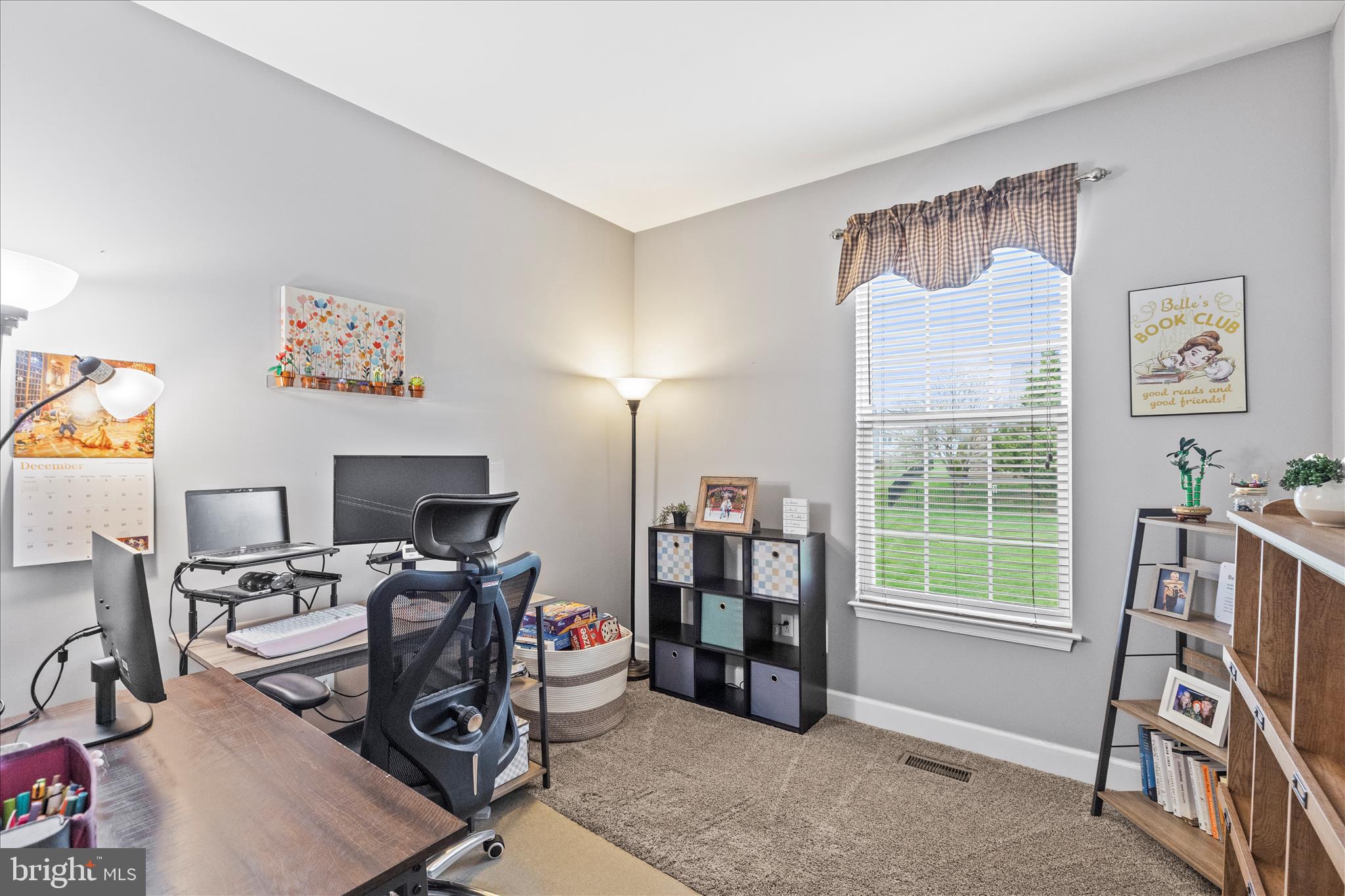 HIGH POINTE - Residential