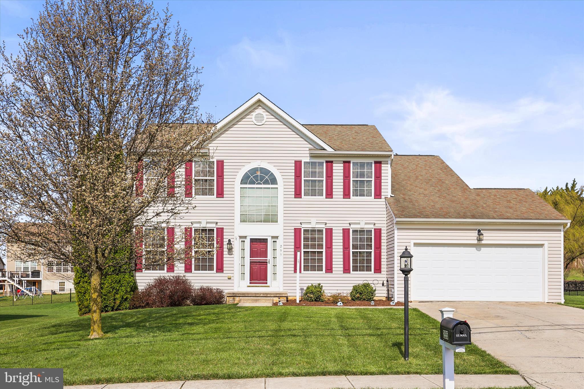 HIGH POINTE - Residential