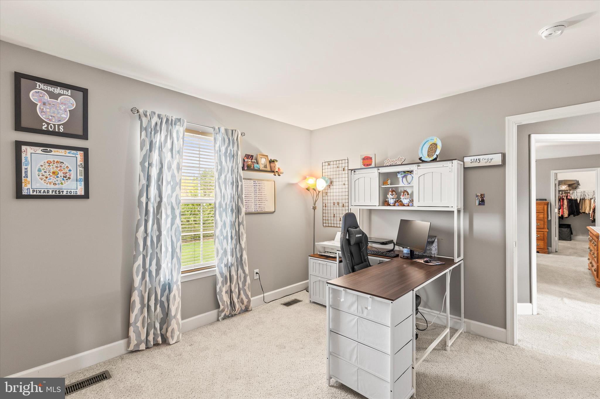 HIGH POINTE - Residential