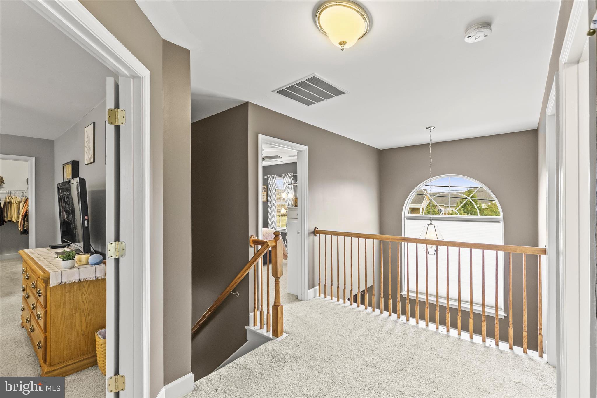 HIGH POINTE - Residential