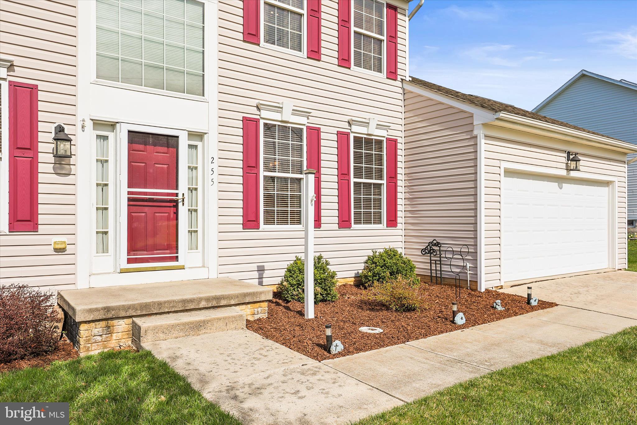 HIGH POINTE - Residential