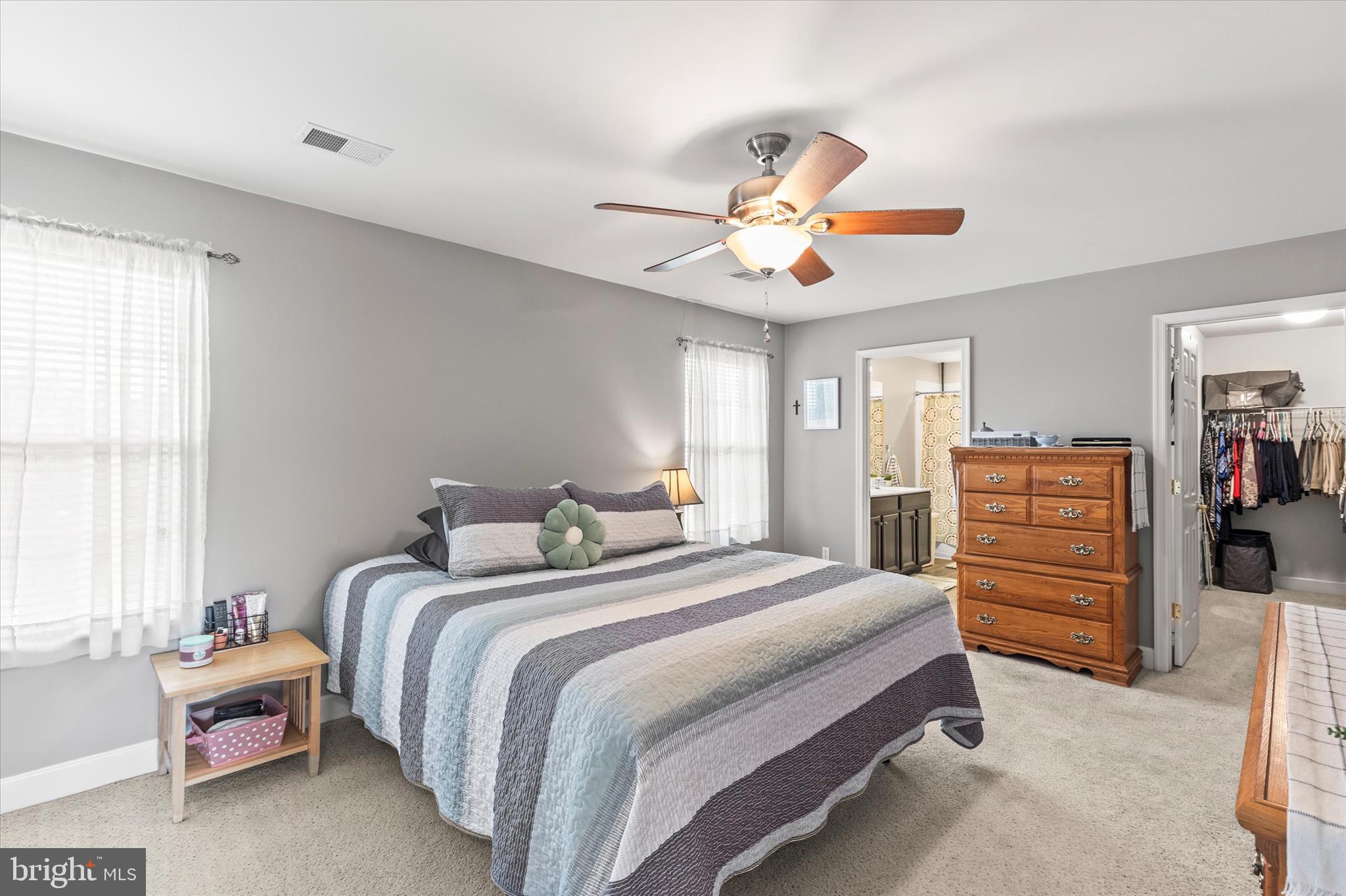 HIGH POINTE - Residential