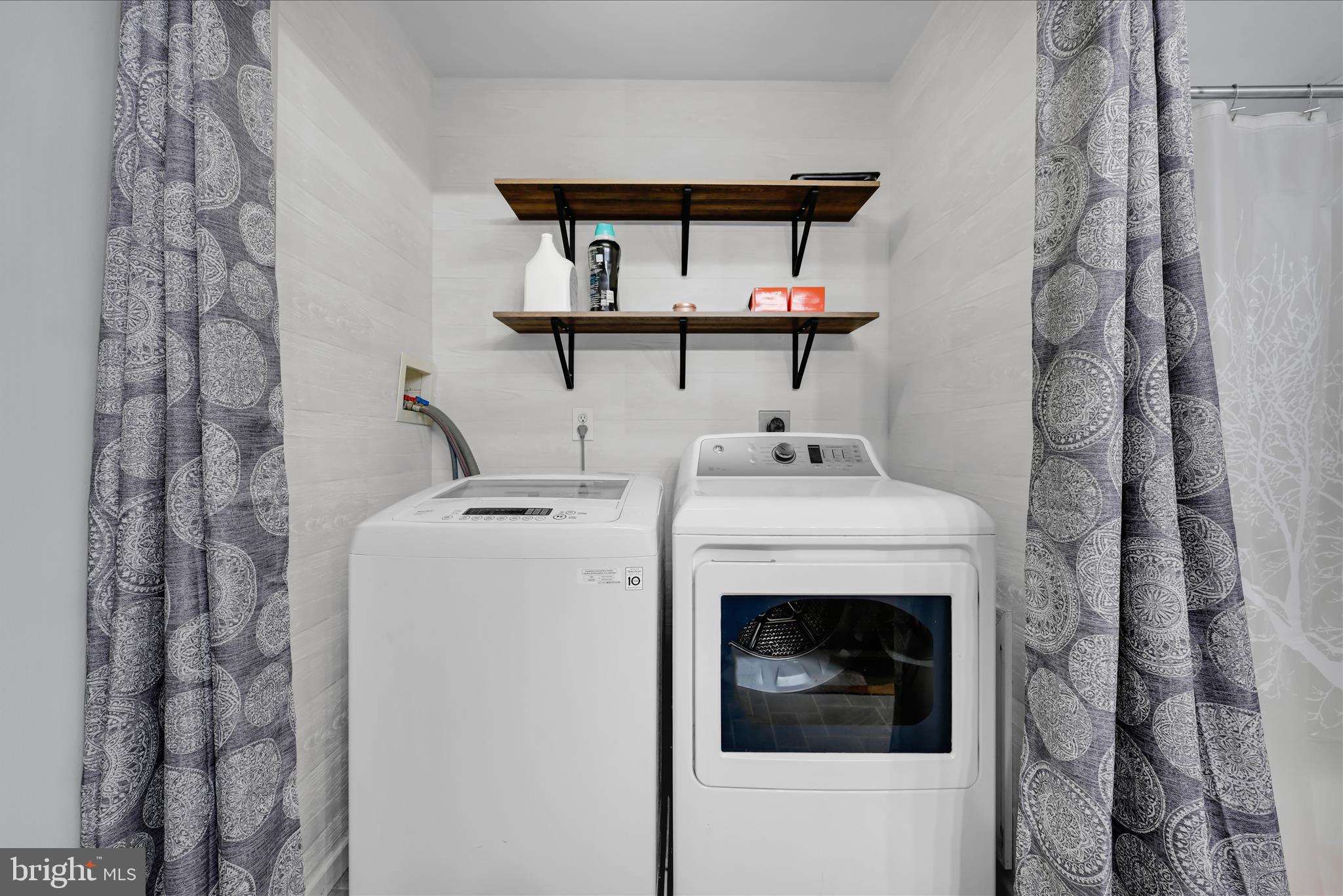 SAYLOR FARM - Residential