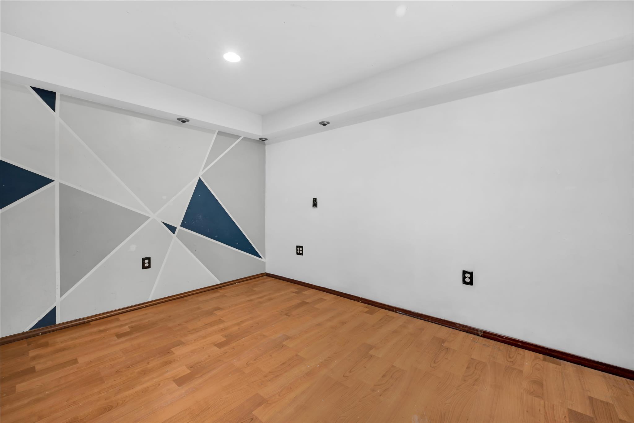 SAYLOR FARM - Residential