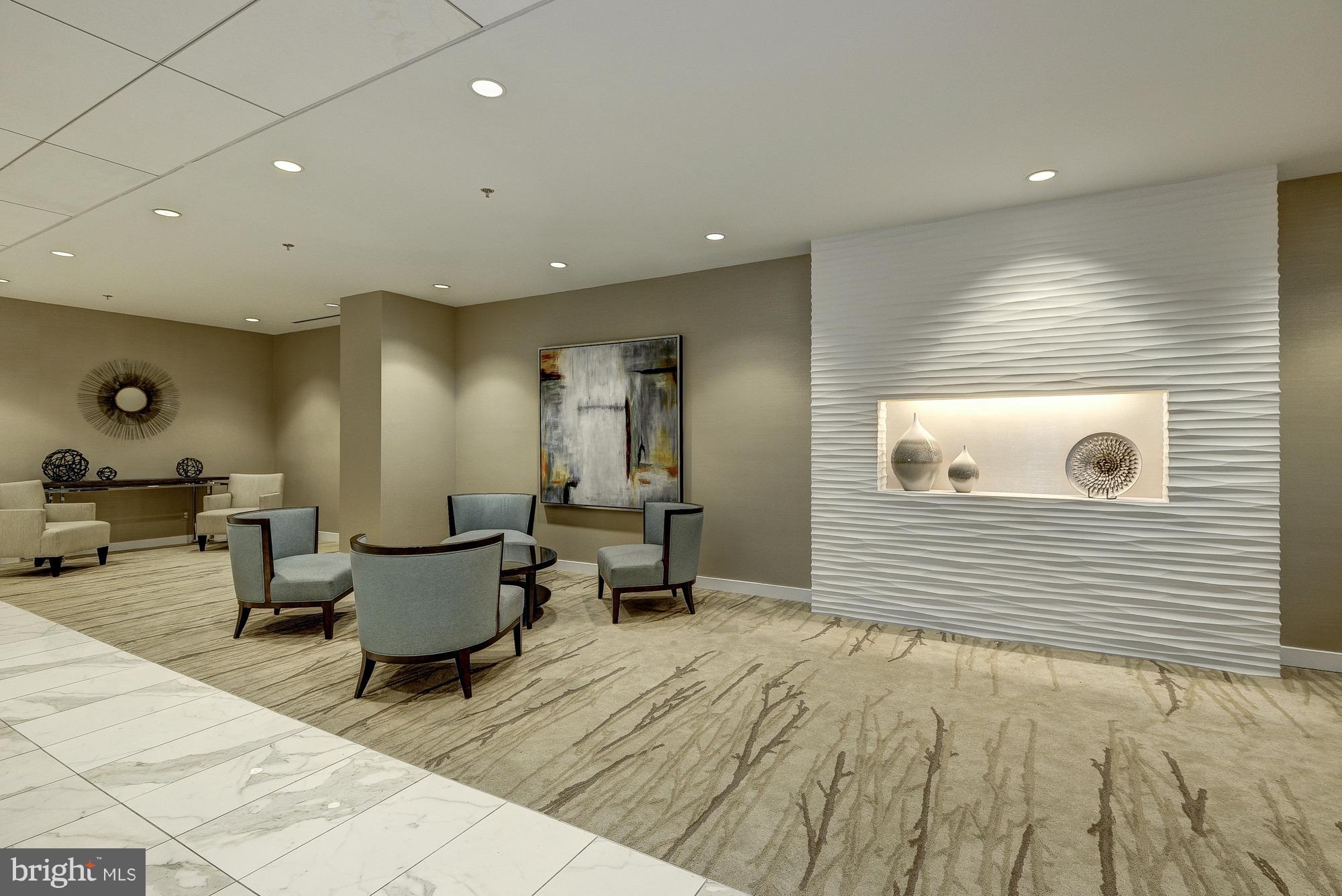 THE KENWOOD - Residential Lease