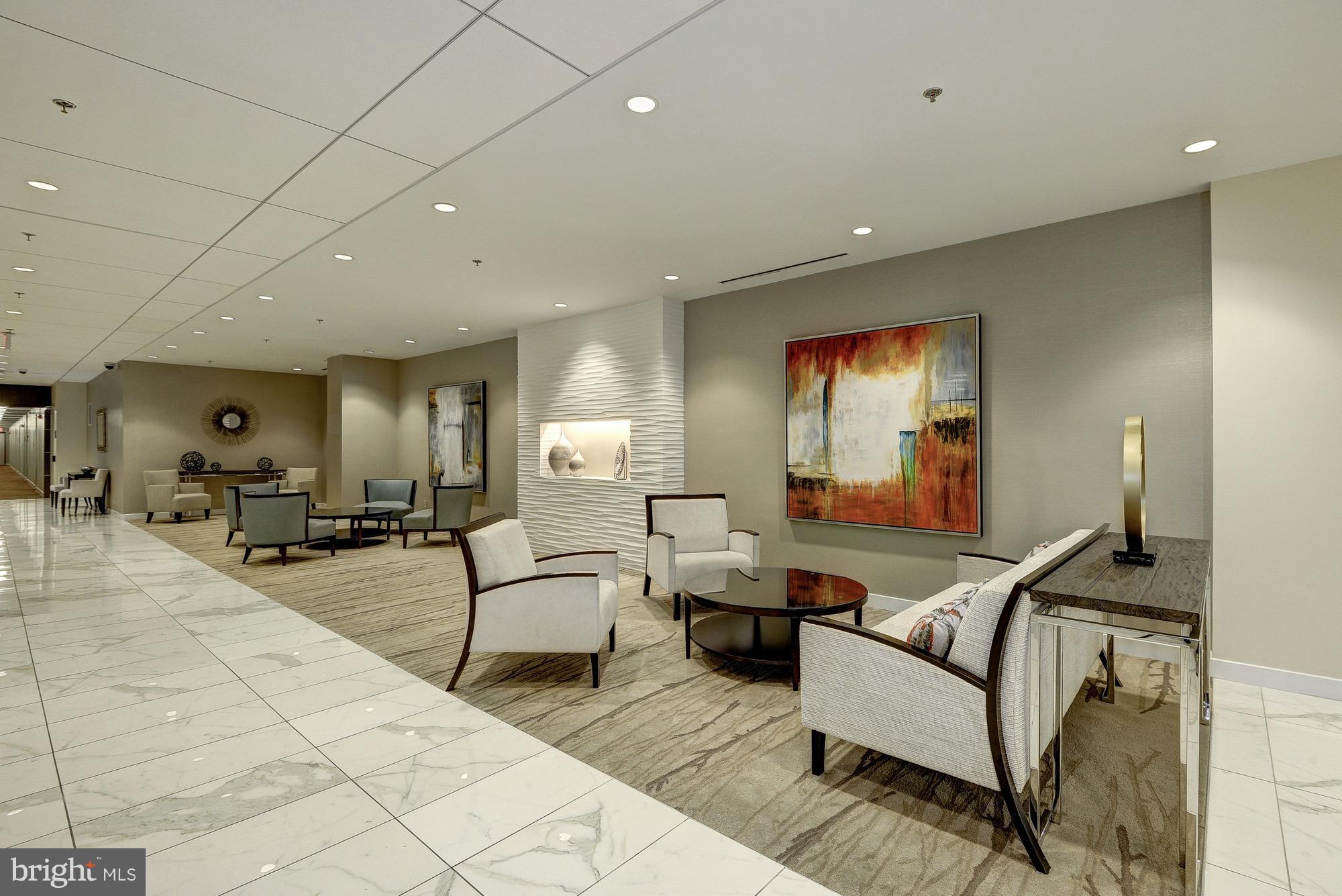 THE KENWOOD - Residential Lease