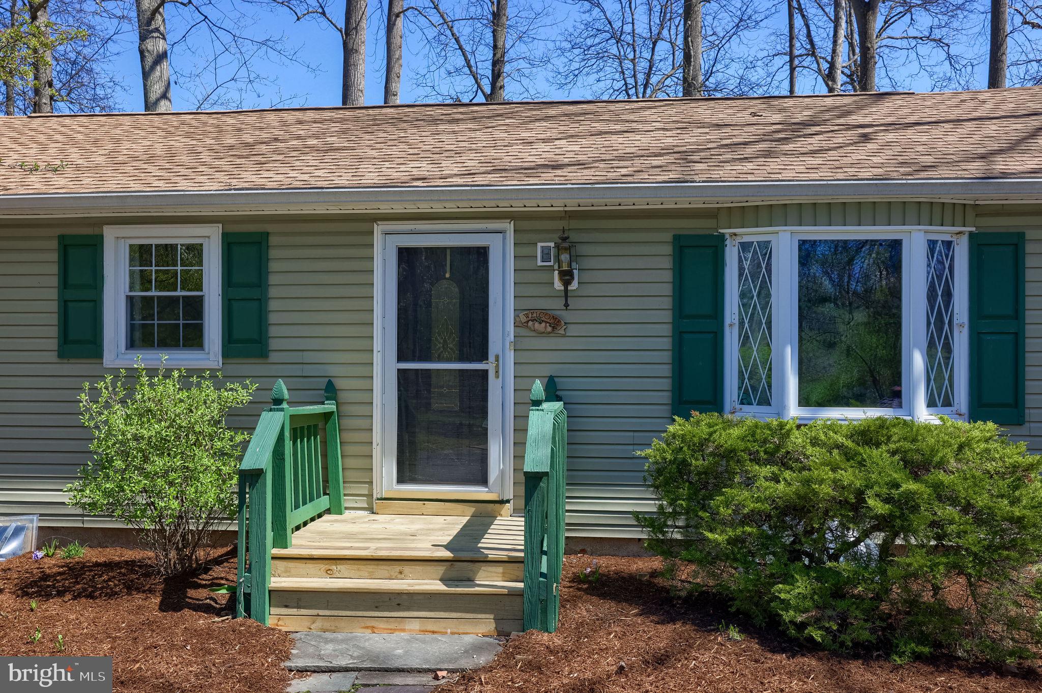 1411 S MOUNTAIN ROAD