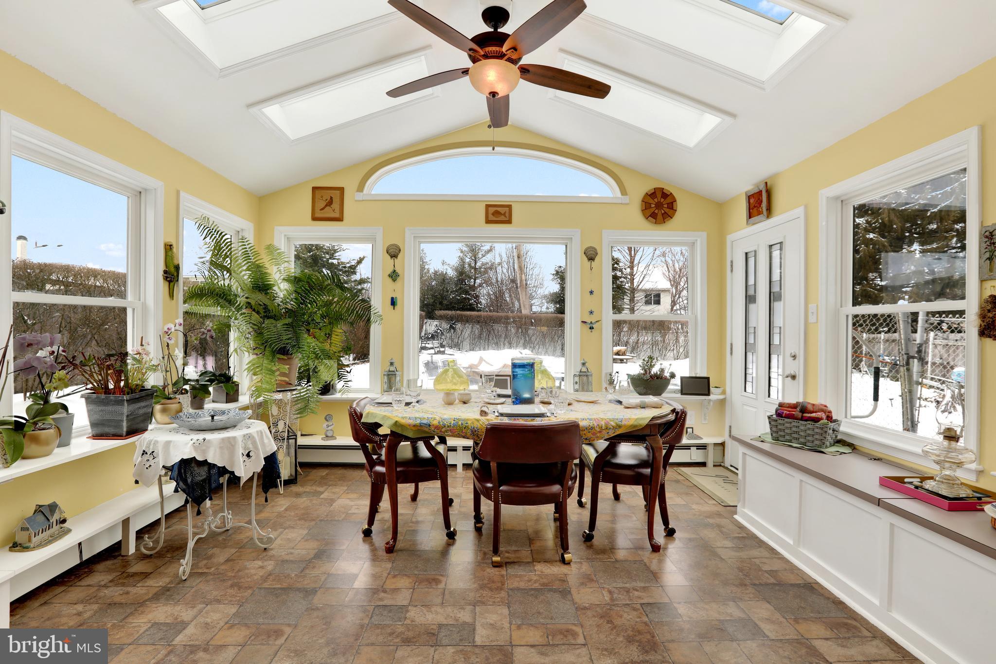 EDGEWOOD PARK - Residential