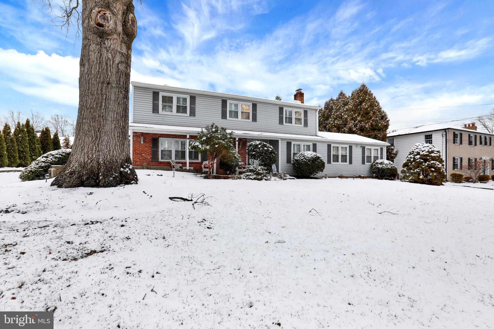 EDGEWOOD PARK - Residential