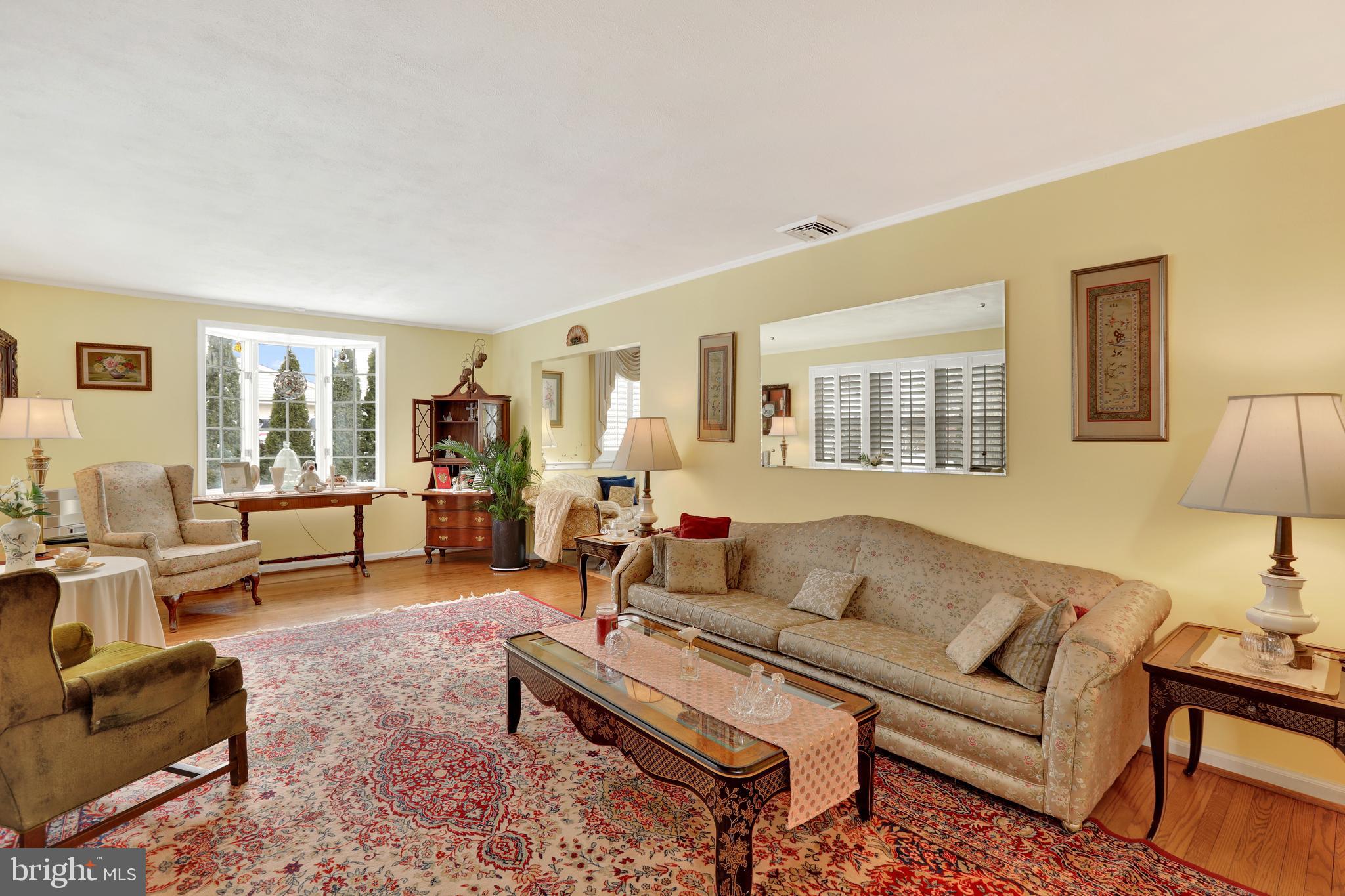 EDGEWOOD PARK - Residential