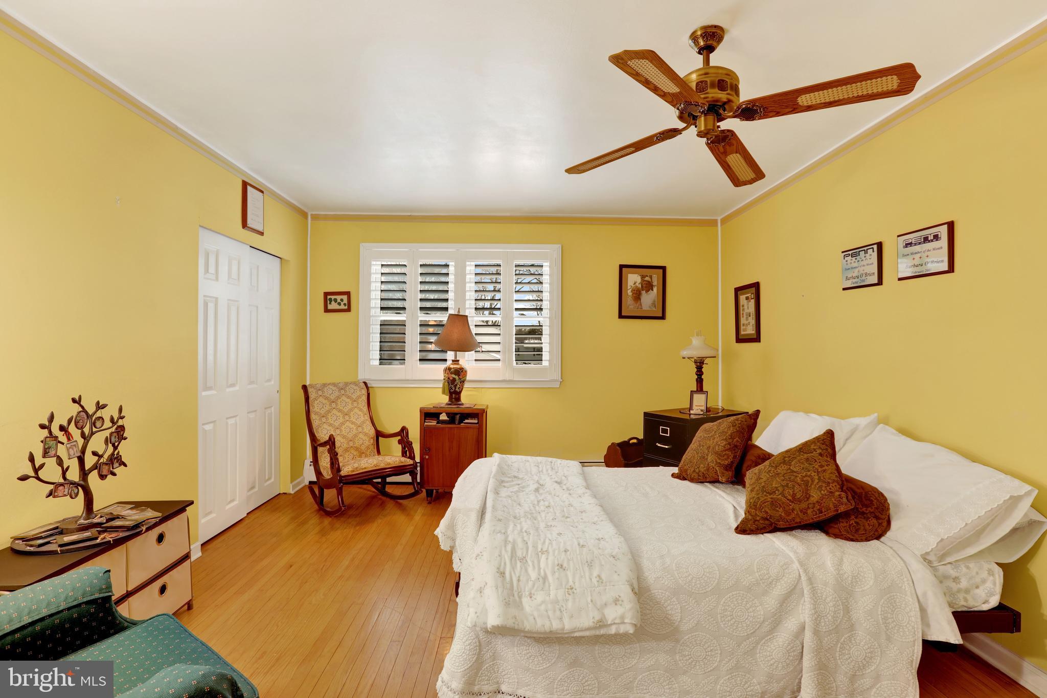 EDGEWOOD PARK - Residential