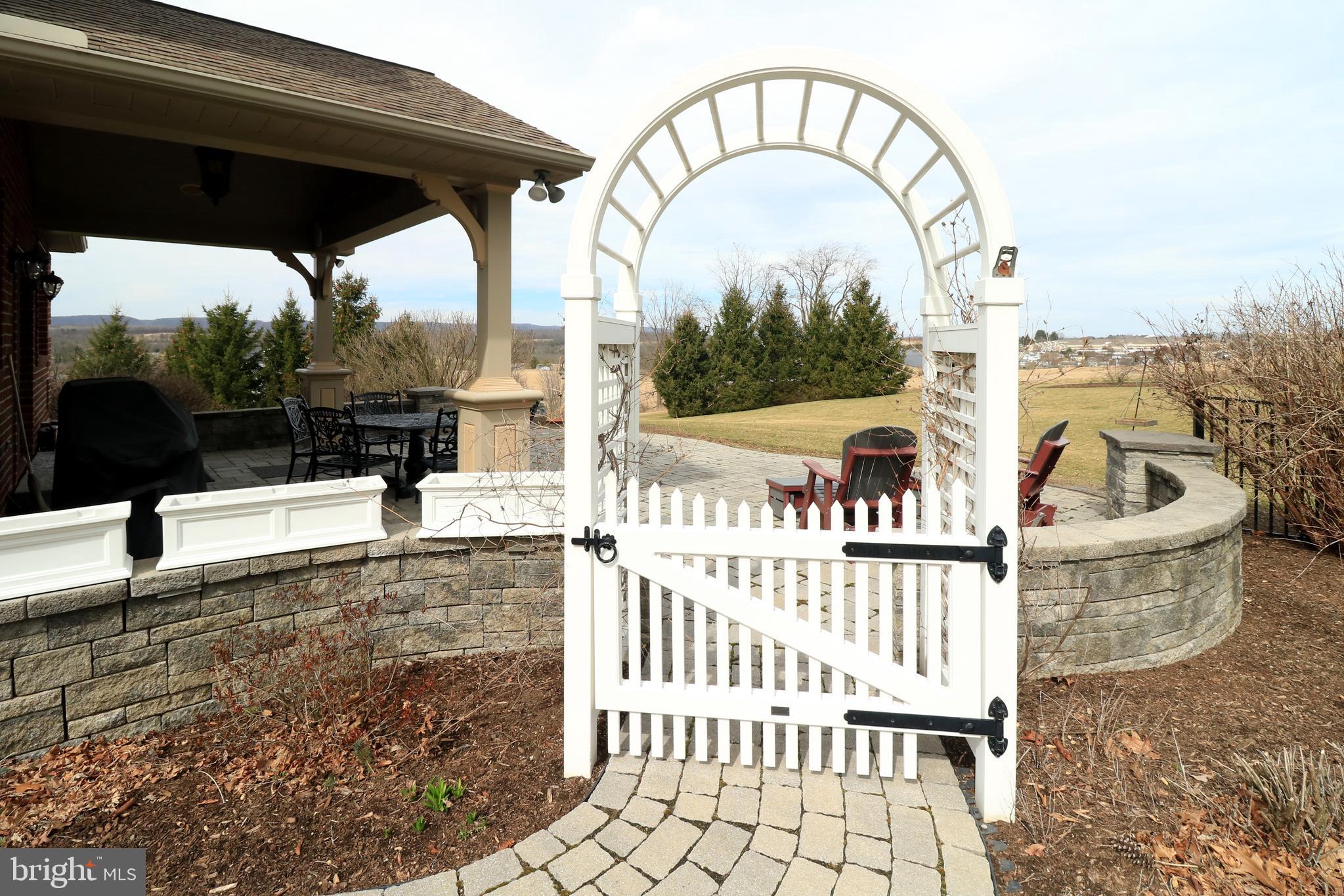 STEARNS CROSSING - Residential