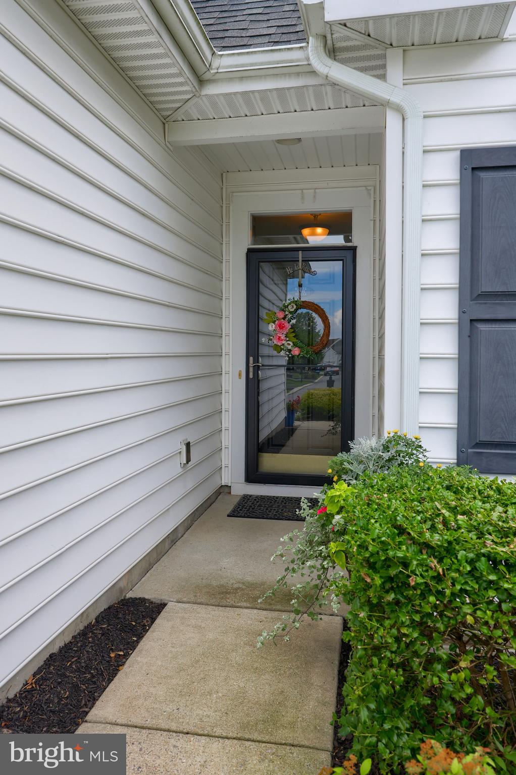 1352 EMERSON DRIVE