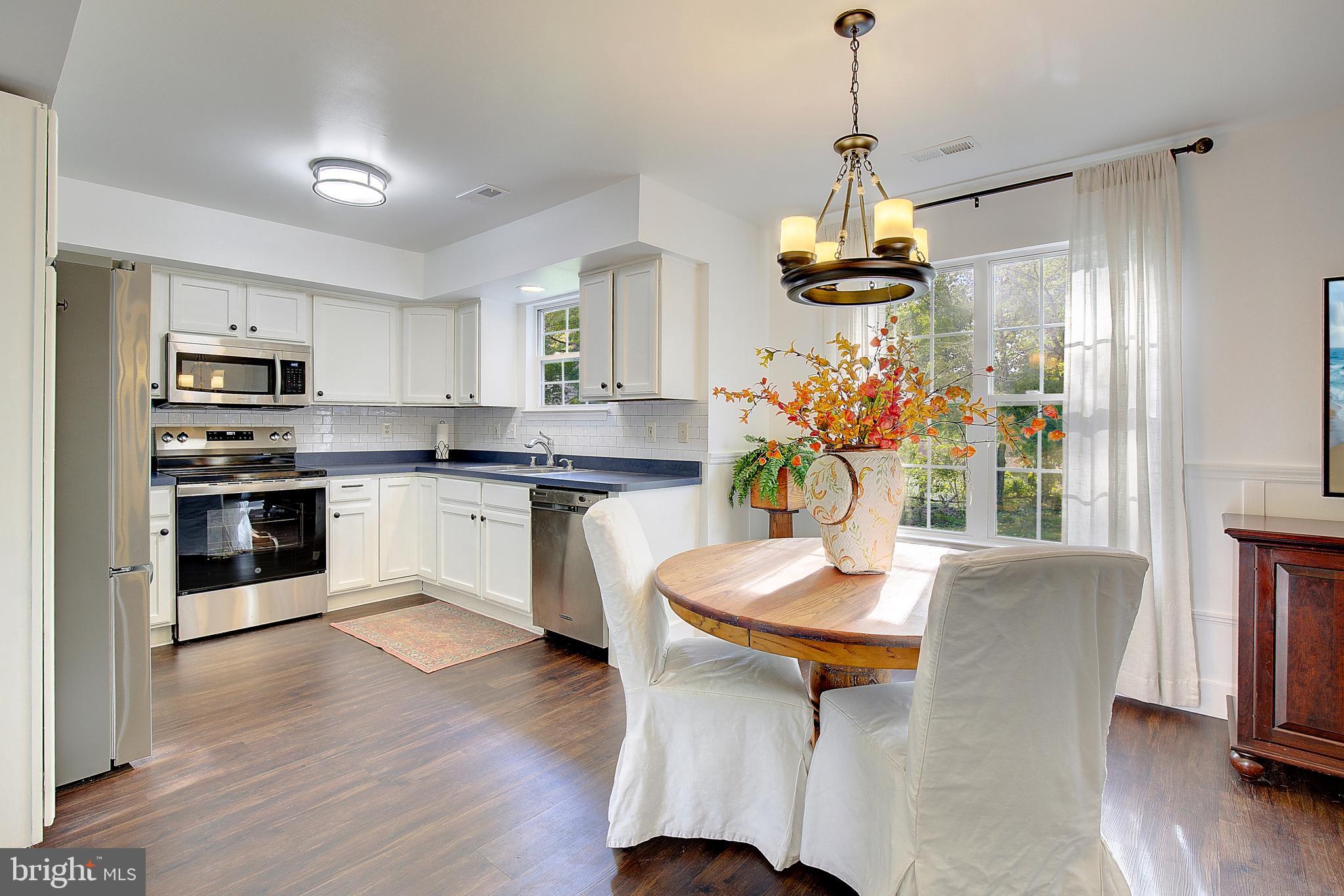 LOCH HAVEN - Residential