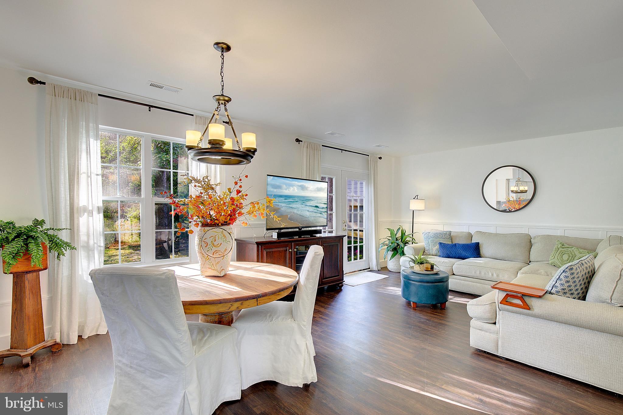 LOCH HAVEN - Residential