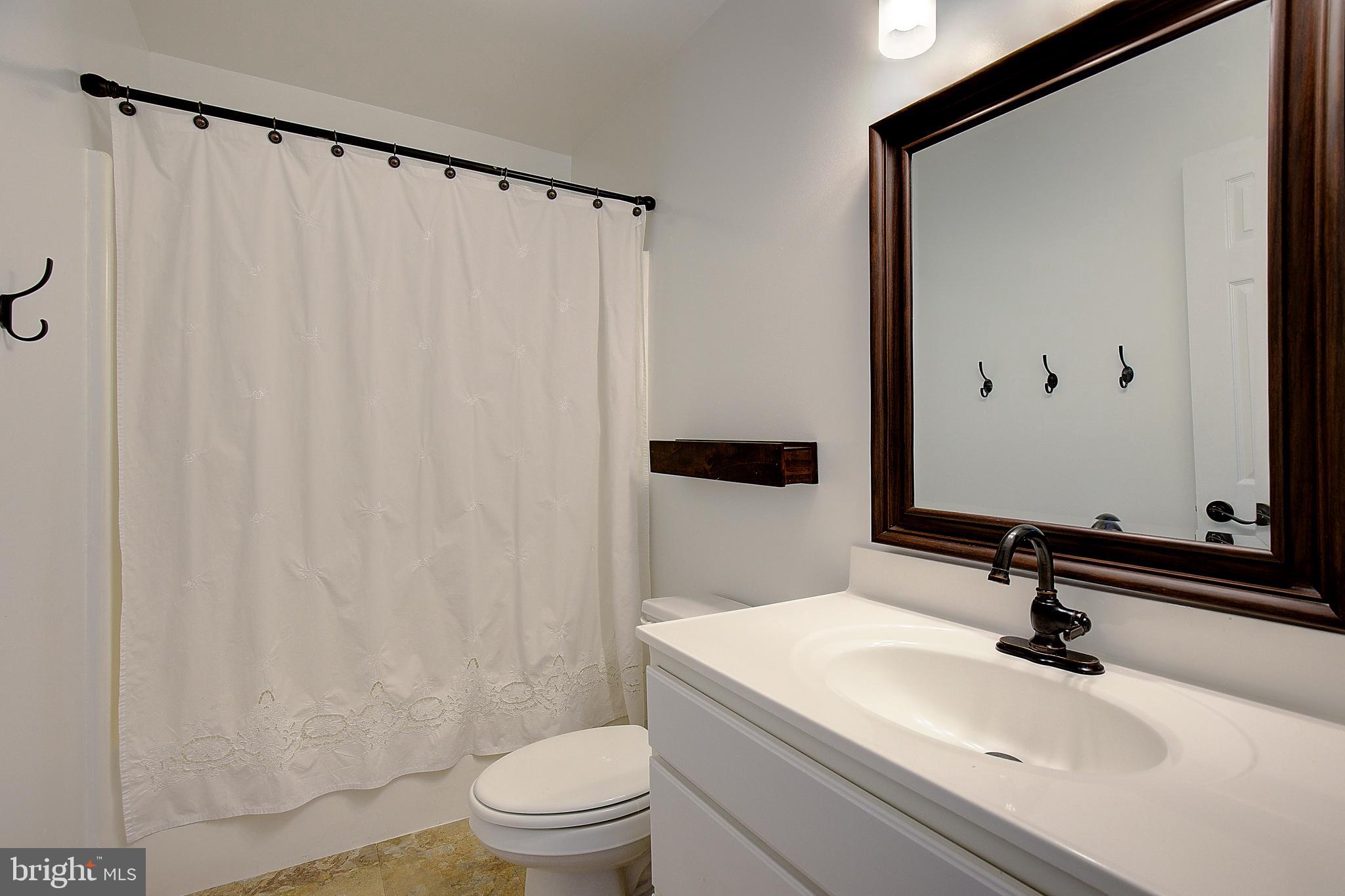 LOCH HAVEN - Residential