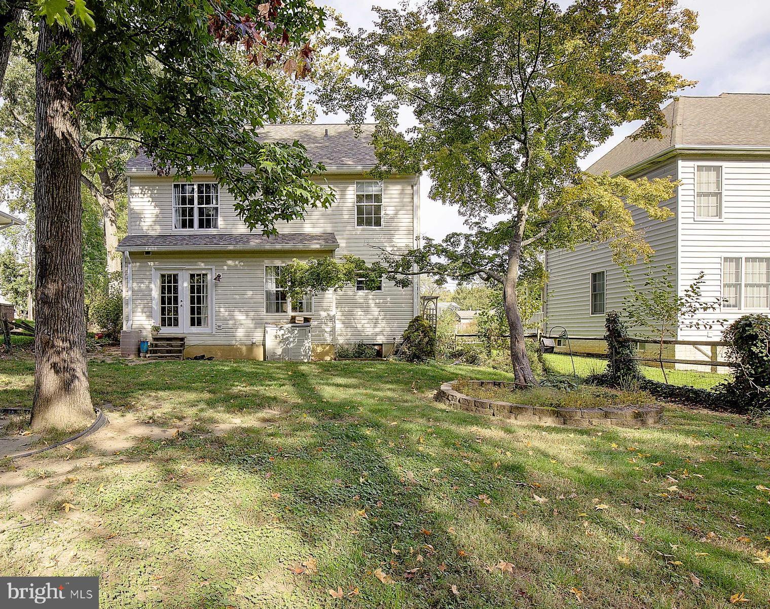 LOCH HAVEN - Residential