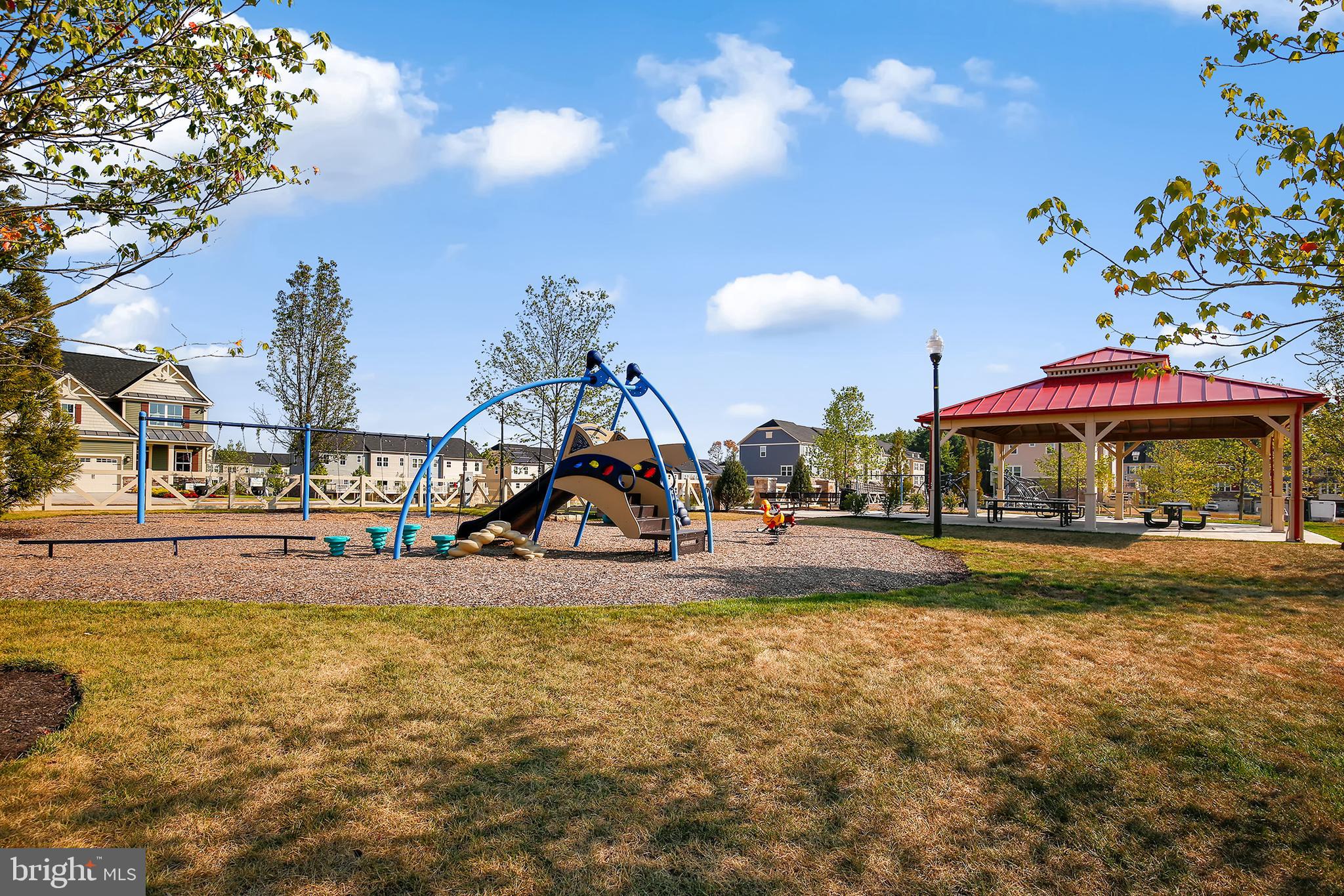 CREEKSIDE VILLAGE AT TANYARD SPRINGS - Residential