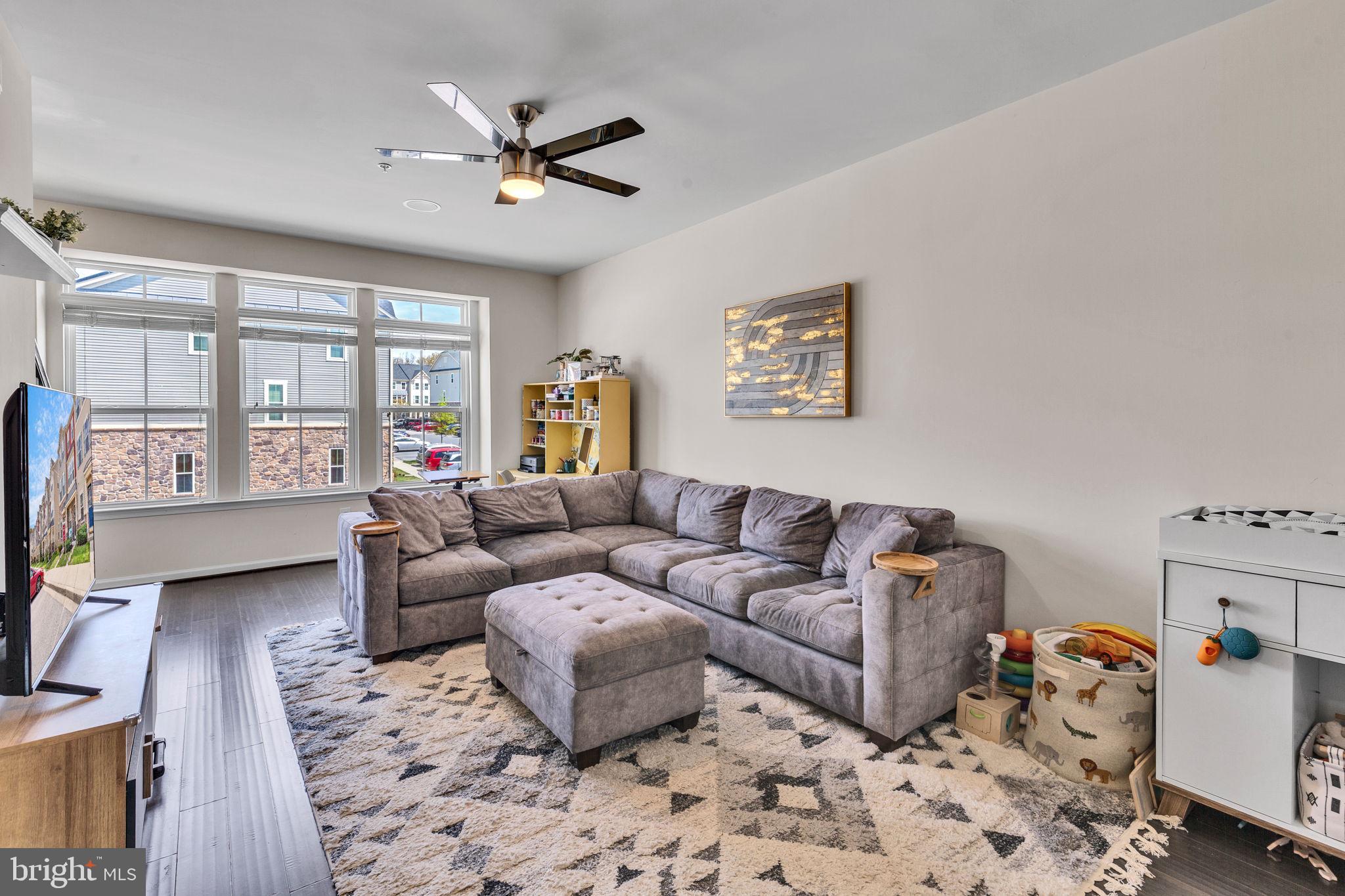 CREEKSIDE VILLAGE AT TANYARD SPRINGS - Residential