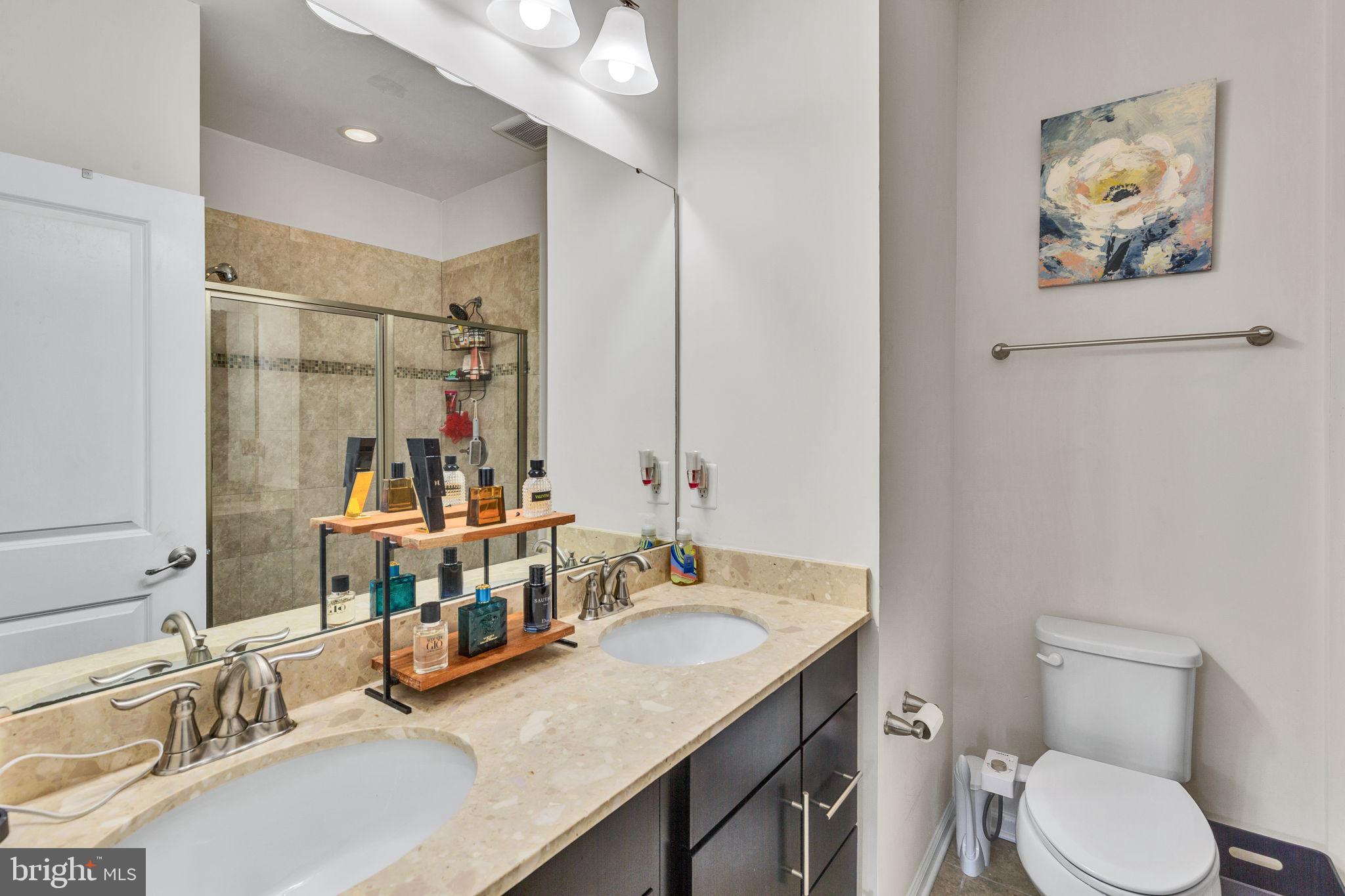 CREEKSIDE VILLAGE AT TANYARD SPRINGS - Residential