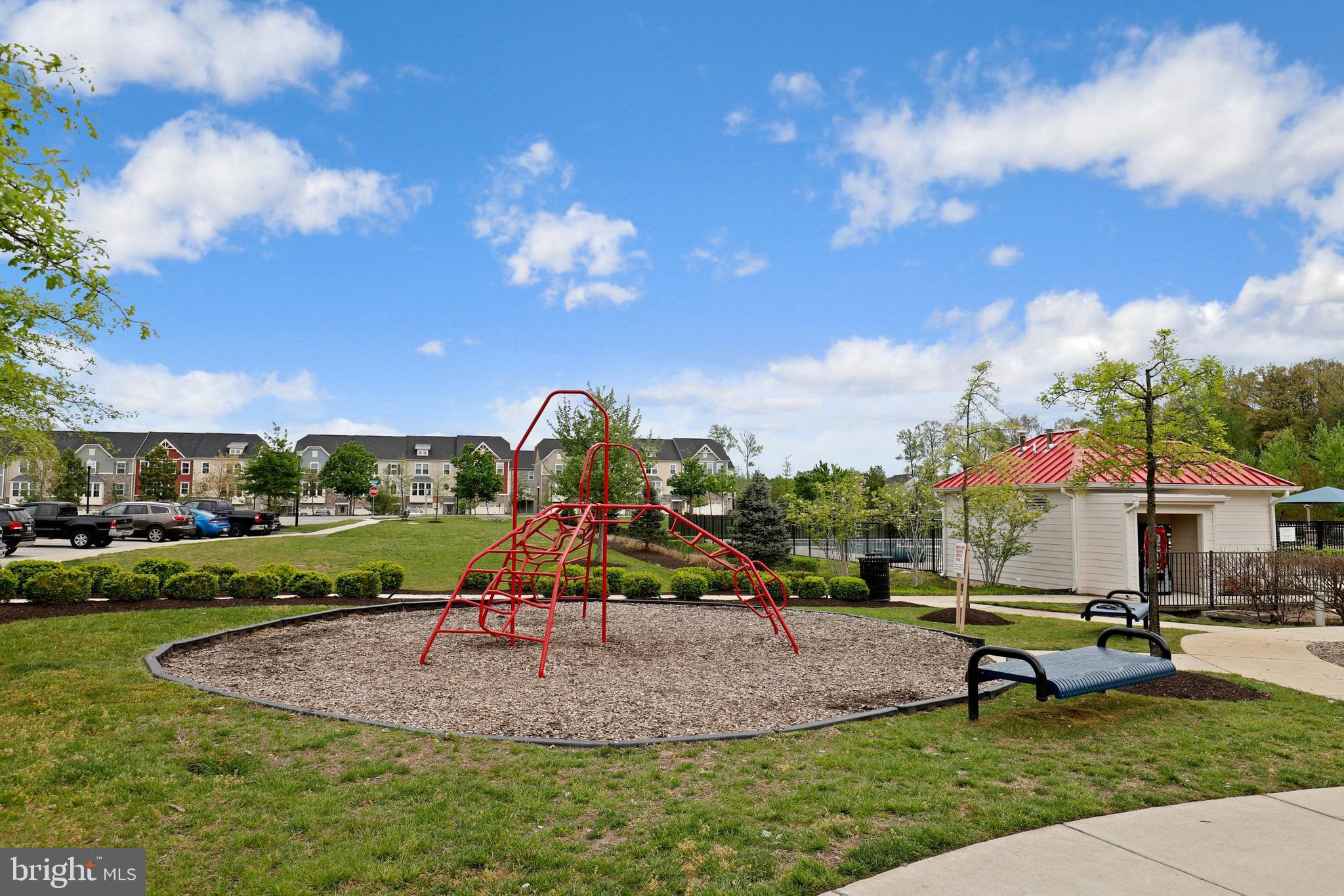 CREEKSIDE VILLAGE AT TANYARD SPRINGS - Residential
