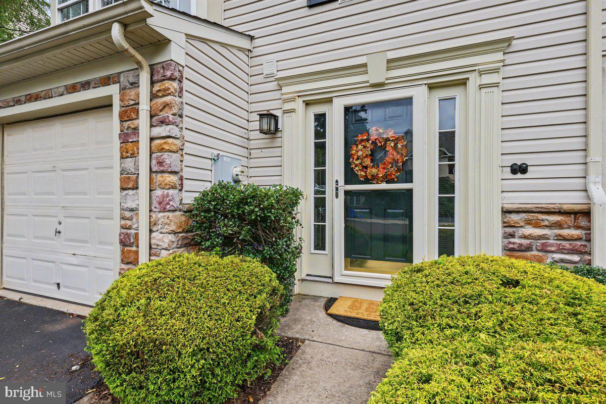 85 BROOKVIEW LANE