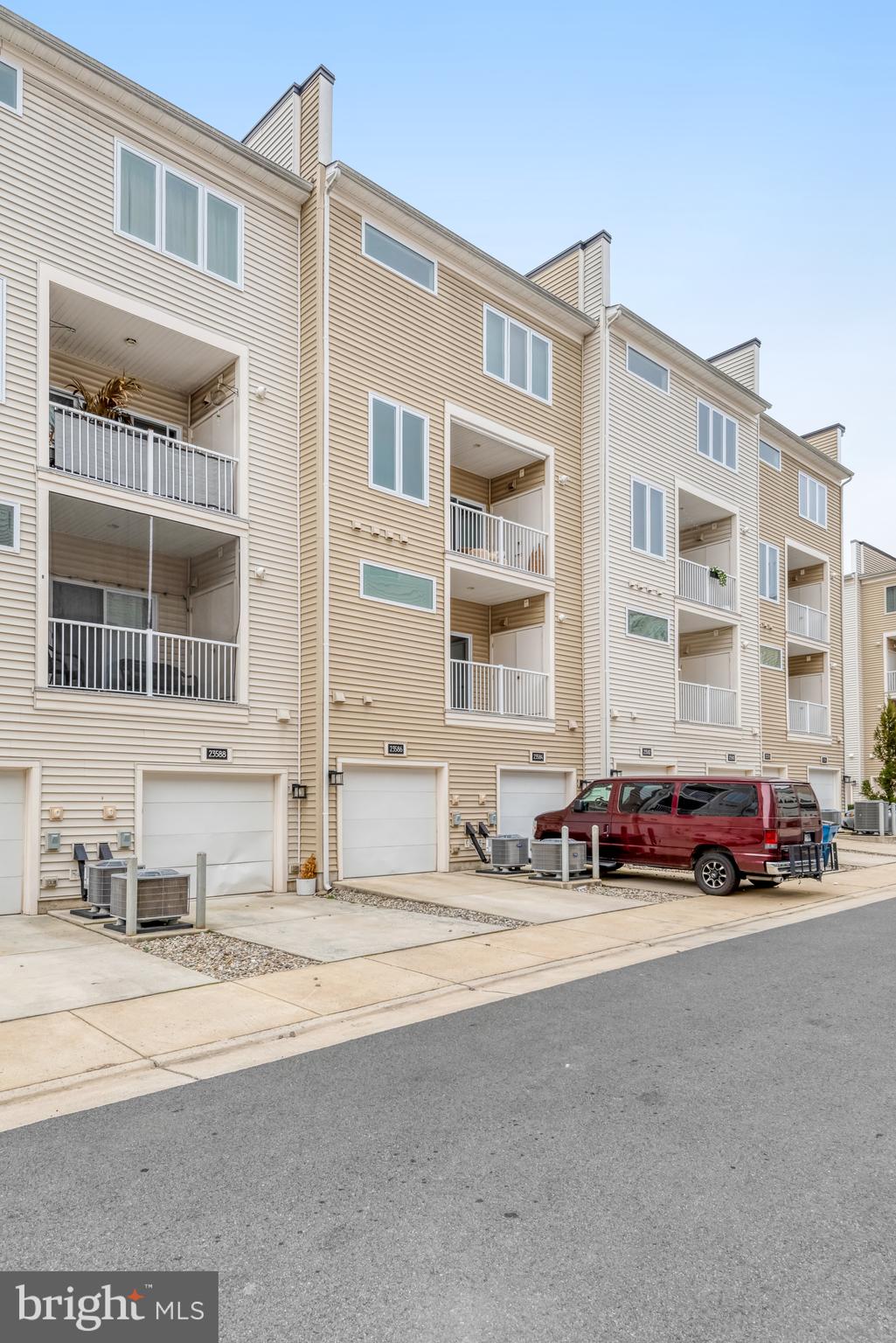 LOUDOUN VALLEY CARLISLE - Residential