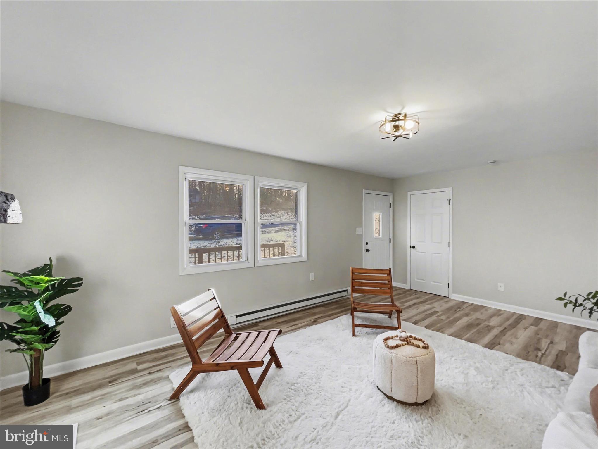 GLENVILLE - Residential