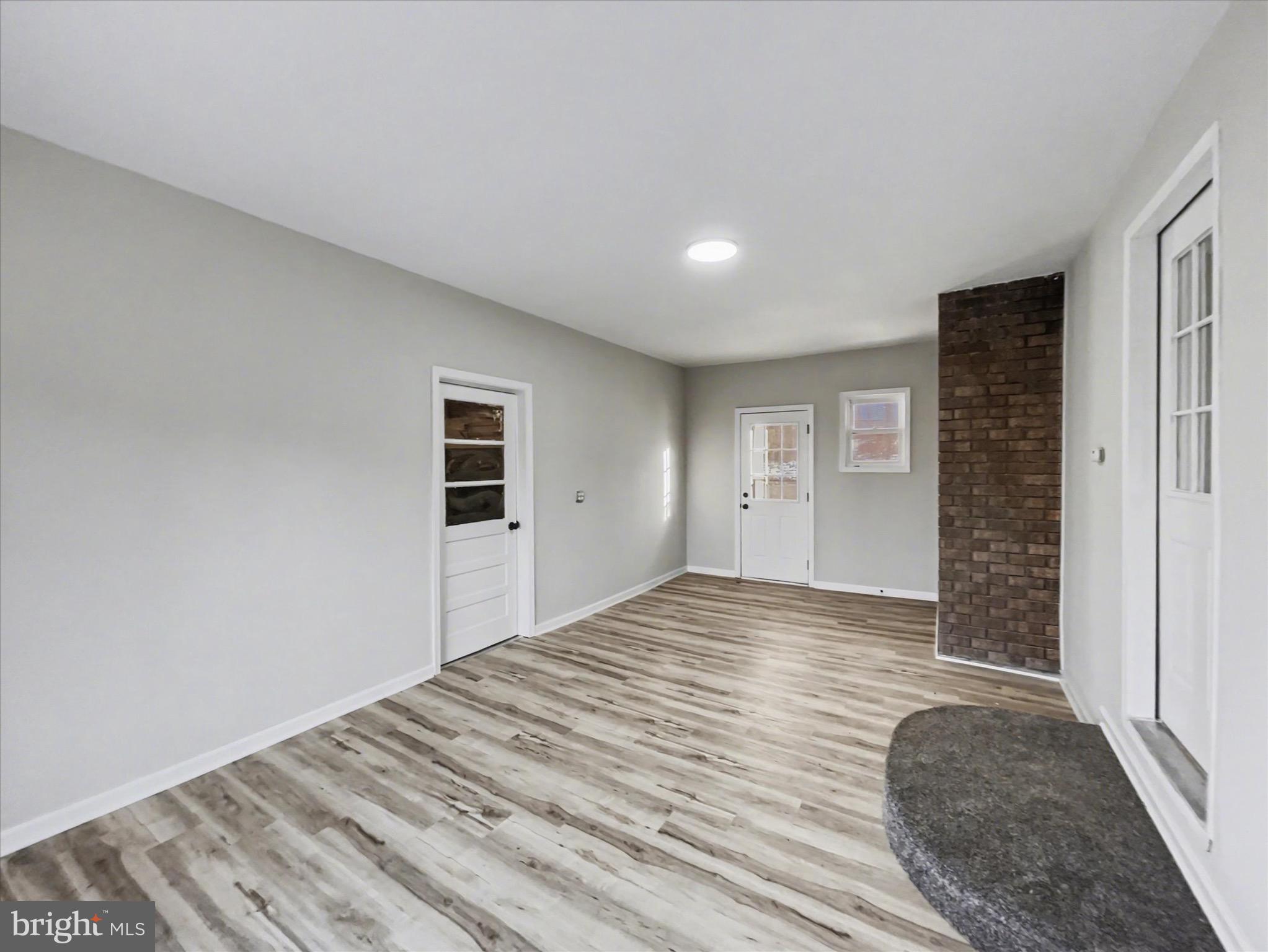 GLENVILLE - Residential