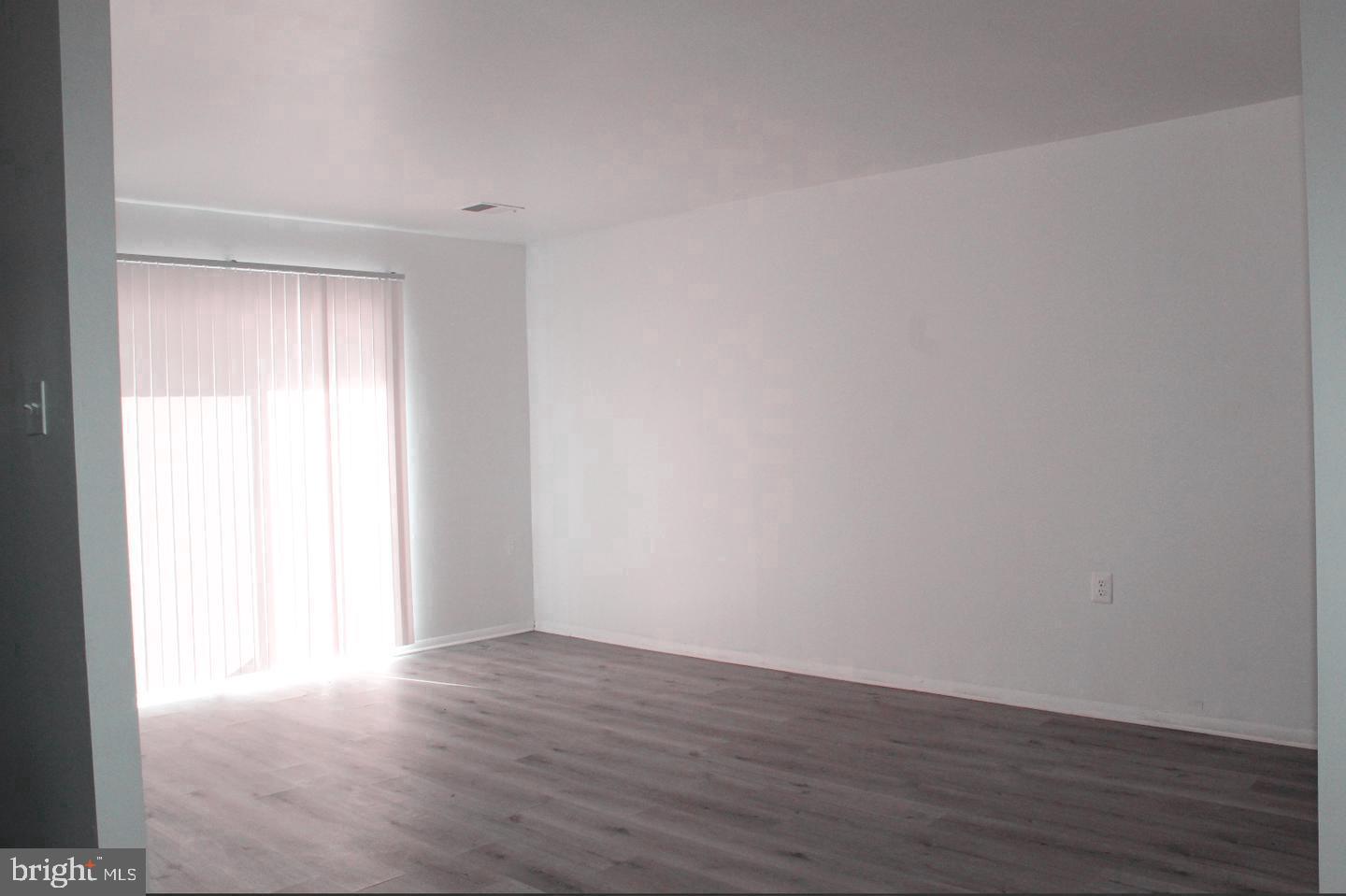 3928 ROLLING ROAD C-1