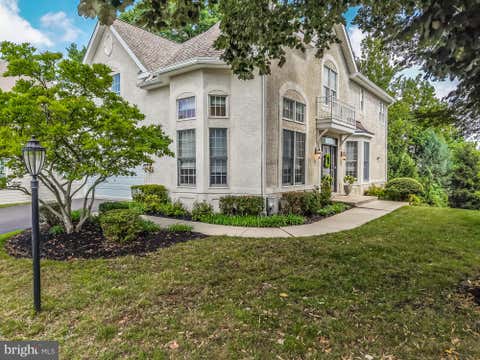 Photo of 1022 Riverview Lane, CONSHOHOCKEN, PA 19428 (MLS # PAMC2190624)
