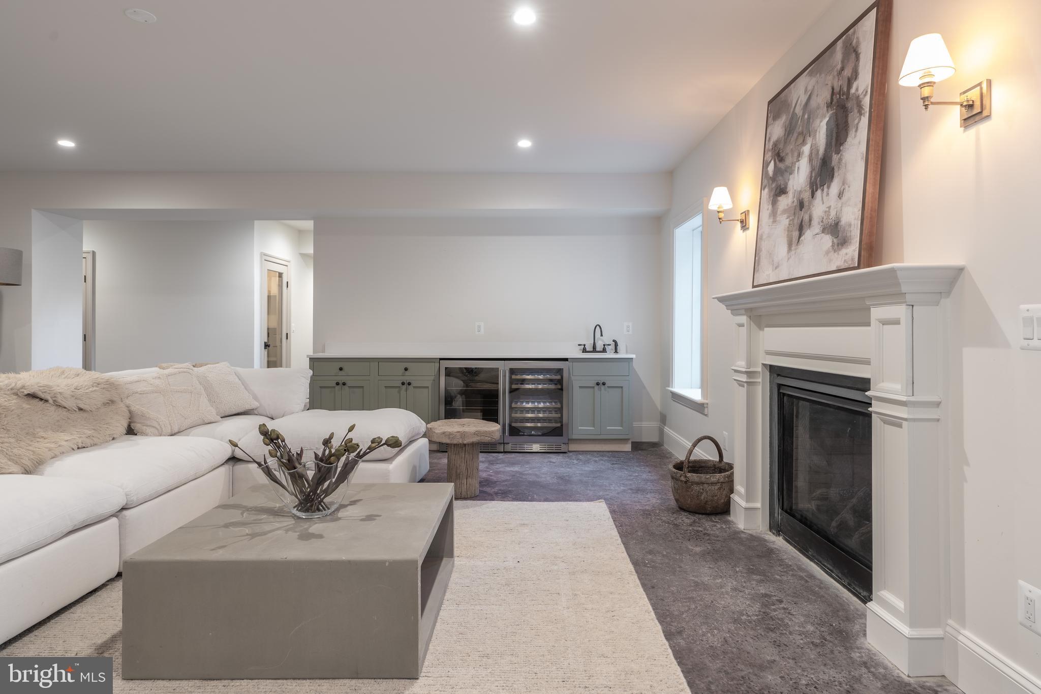 CHESTERBROOK ESTATES - Residential