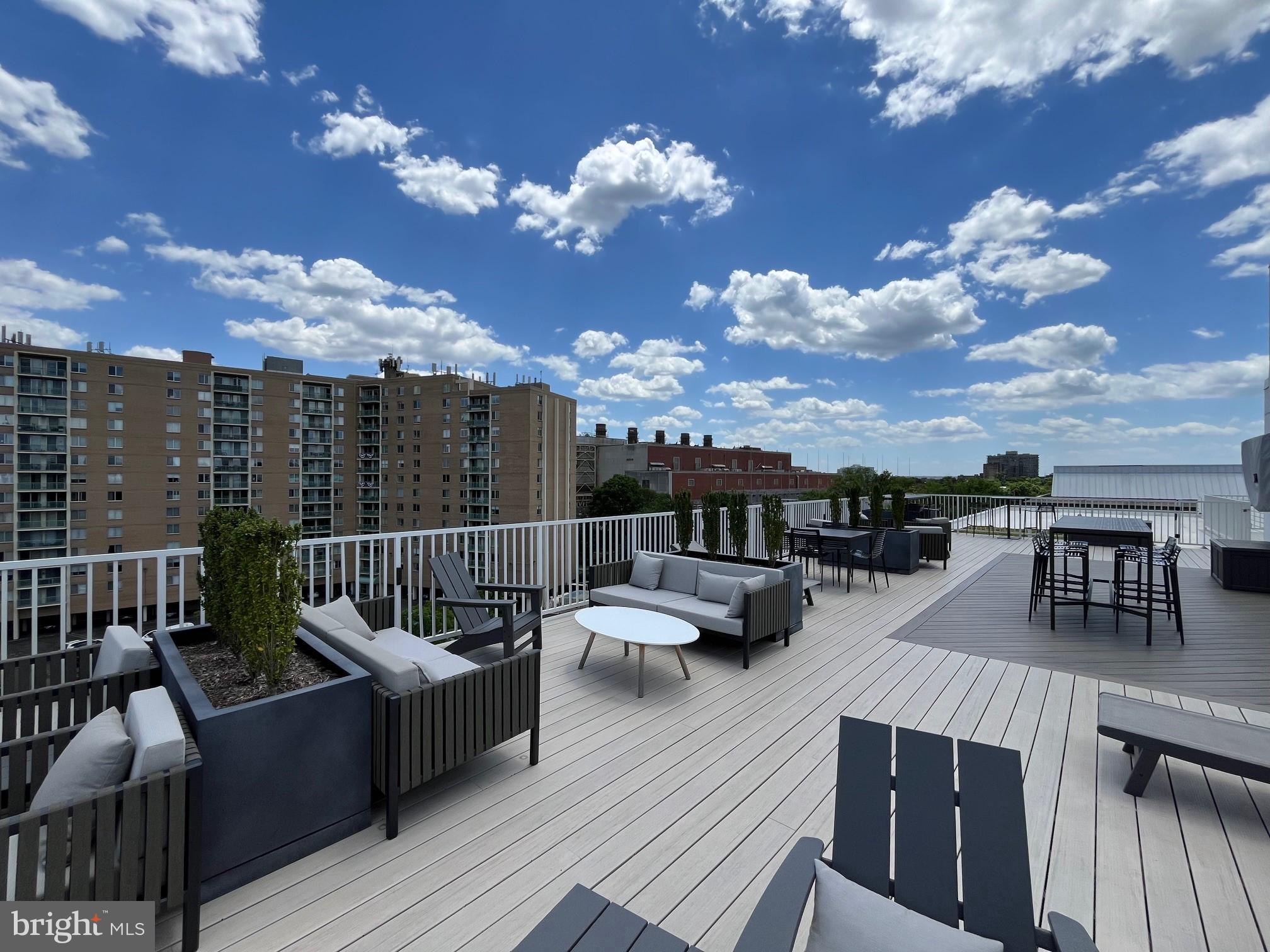 OLD TOWN NORTH - Residential Lease