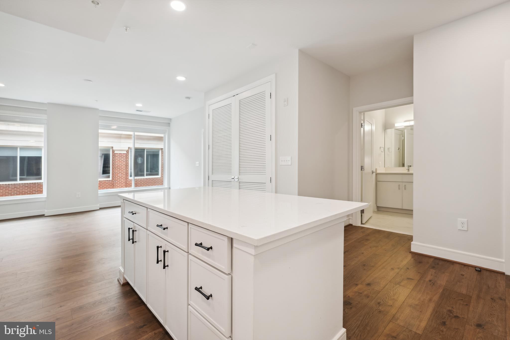 OLD TOWN NORTH - Residential Lease