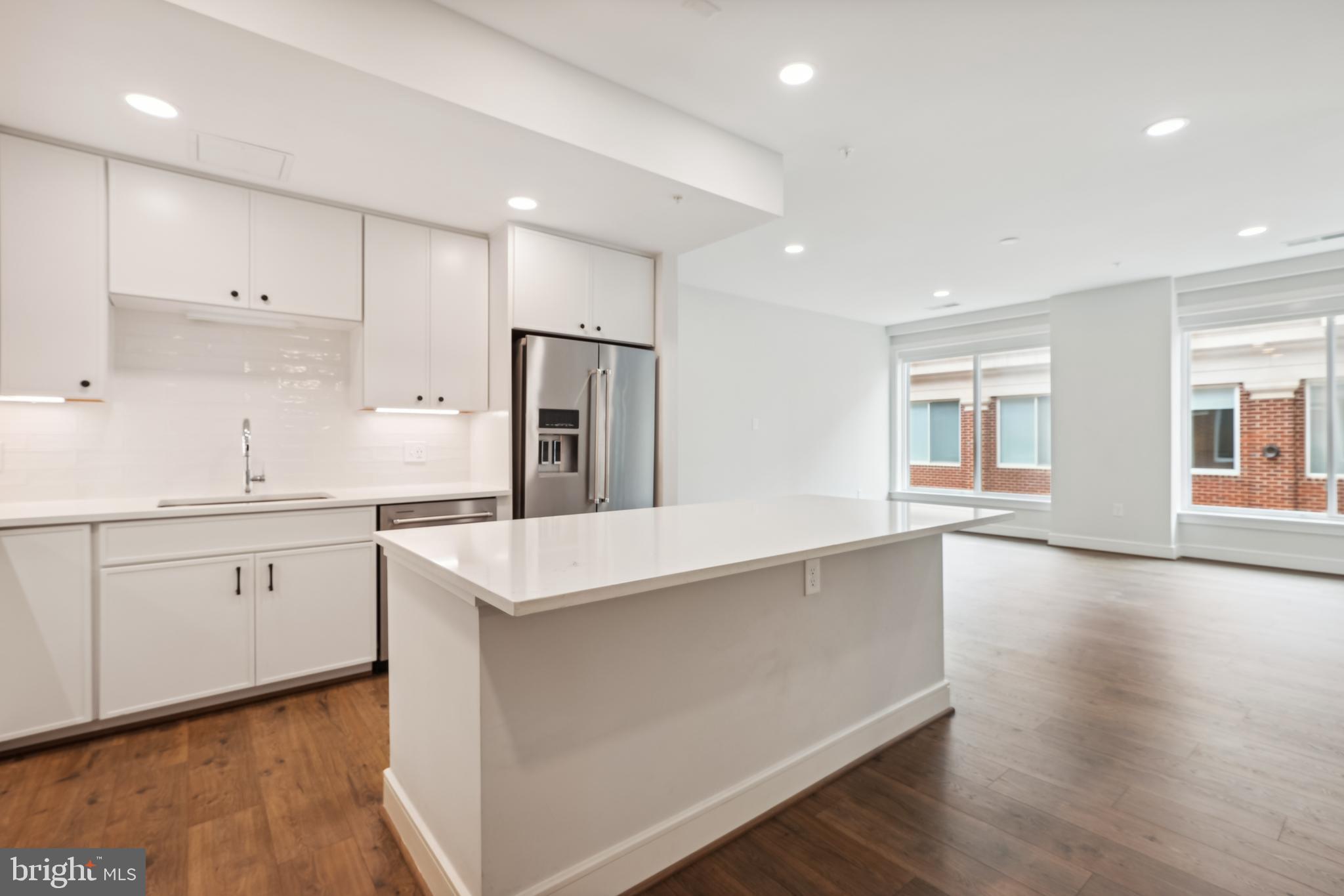 OLD TOWN NORTH - Residential Lease