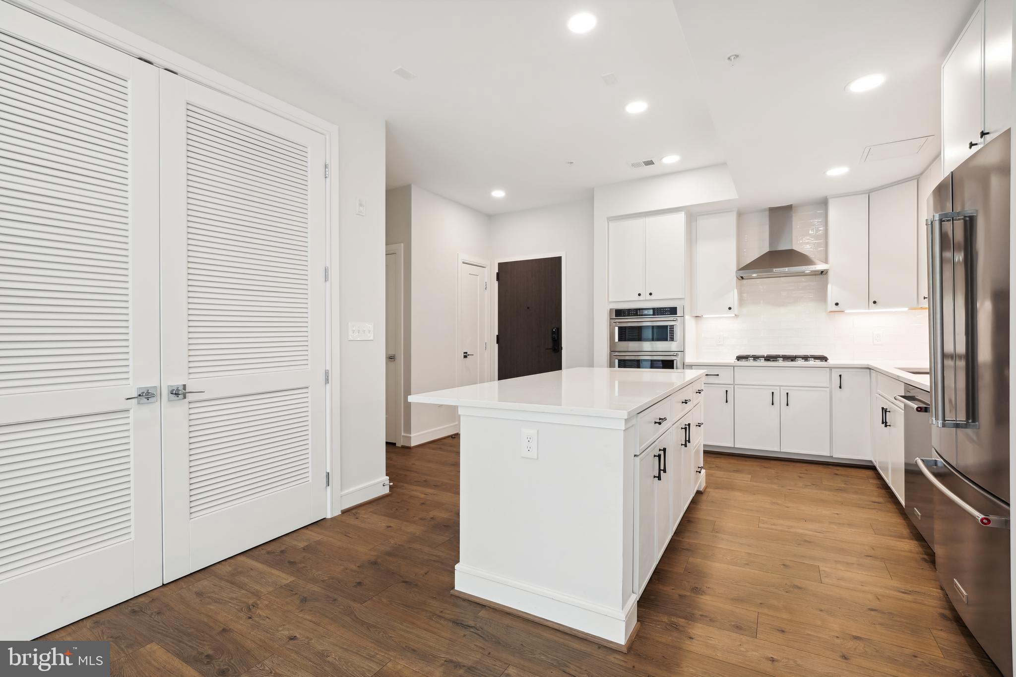 OLD TOWN NORTH - Residential Lease