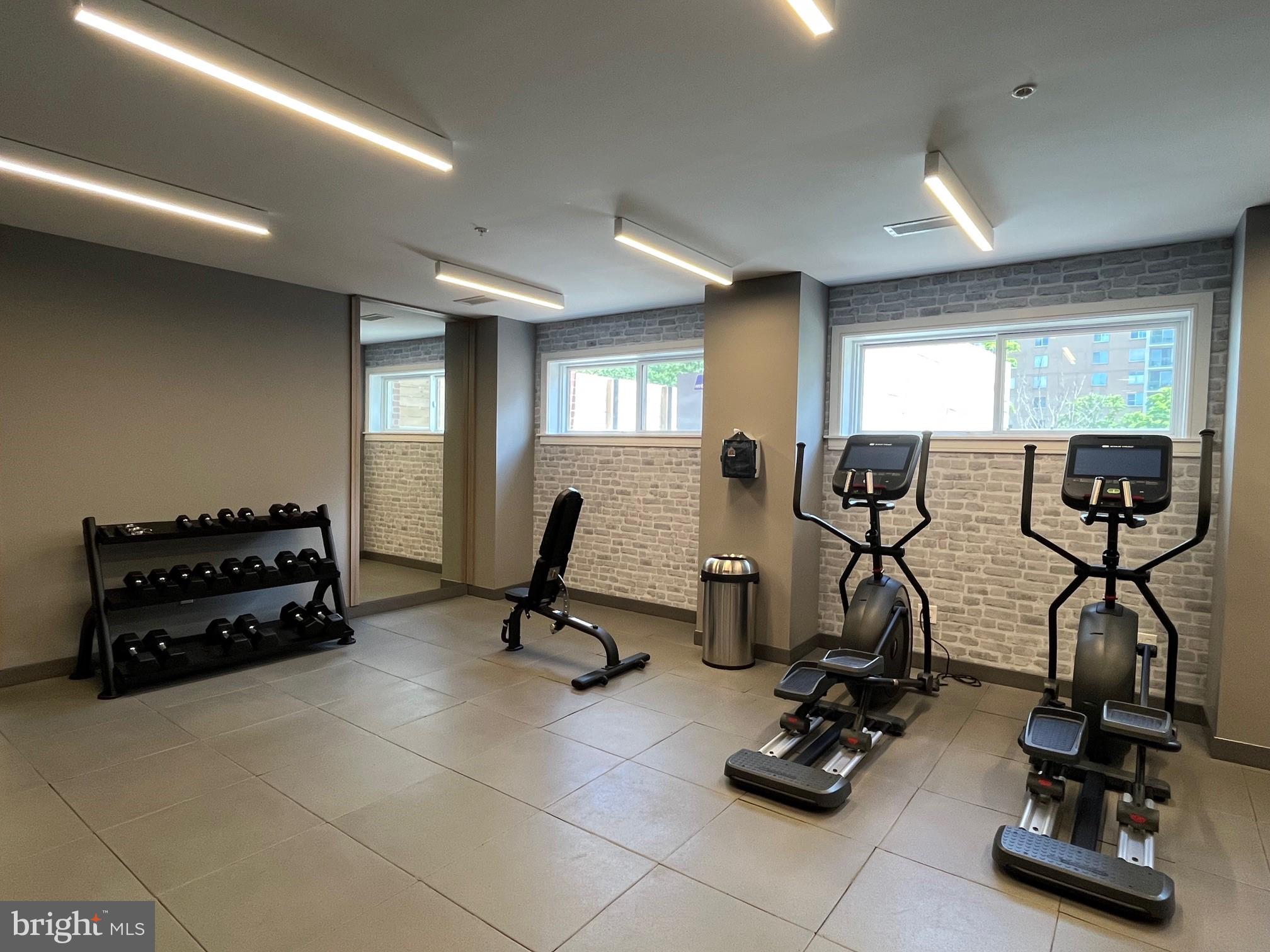 OLD TOWN NORTH - Residential Lease