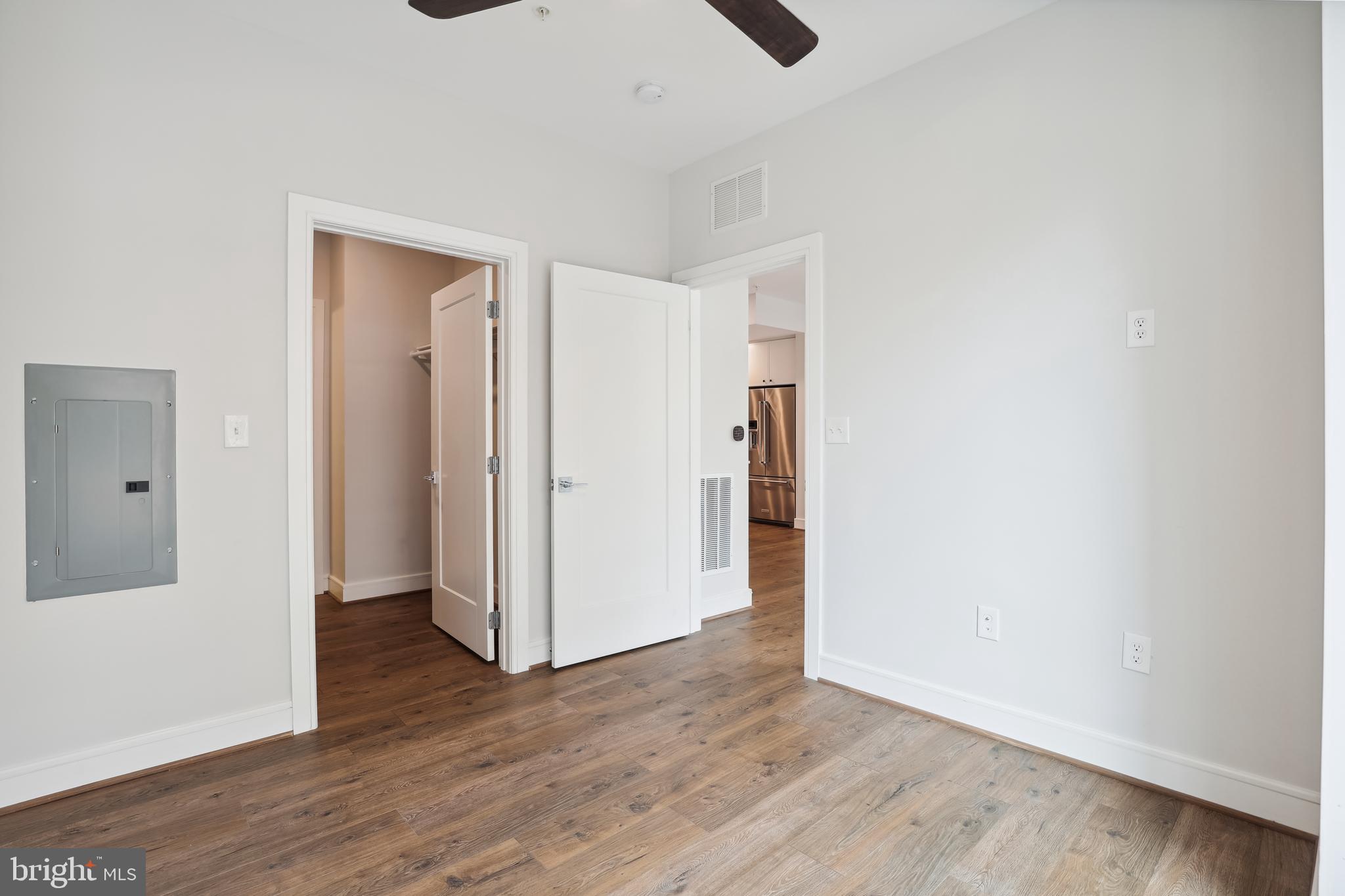 OLD TOWN NORTH - Residential Lease