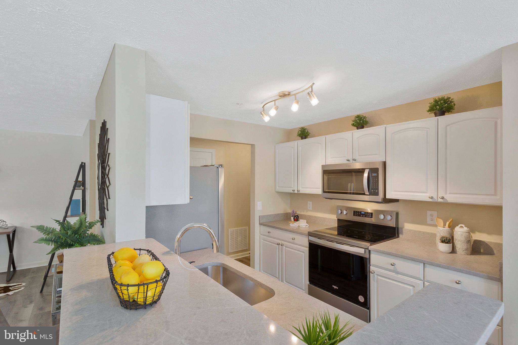 PINEY ORCHARD - Residential