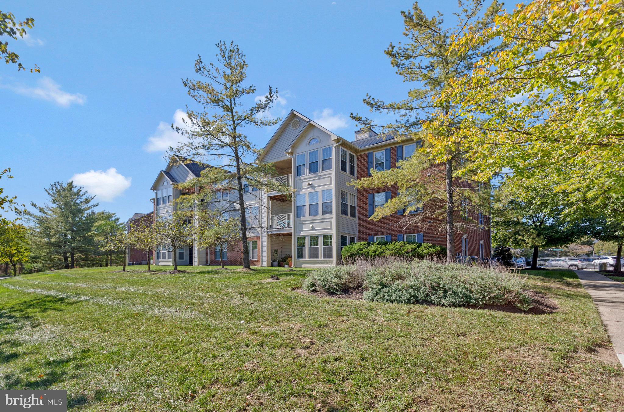 PINEY ORCHARD - Residential