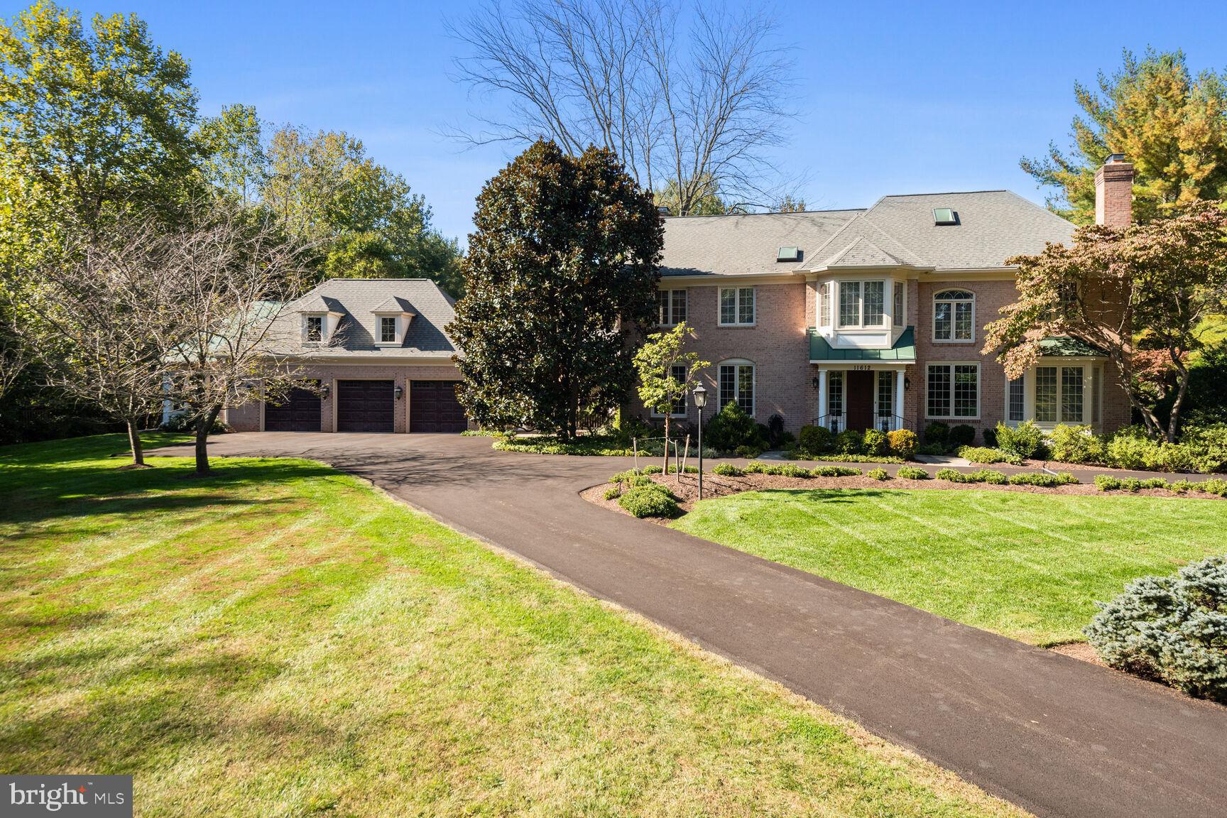 SADDLE RIDGE - Residential