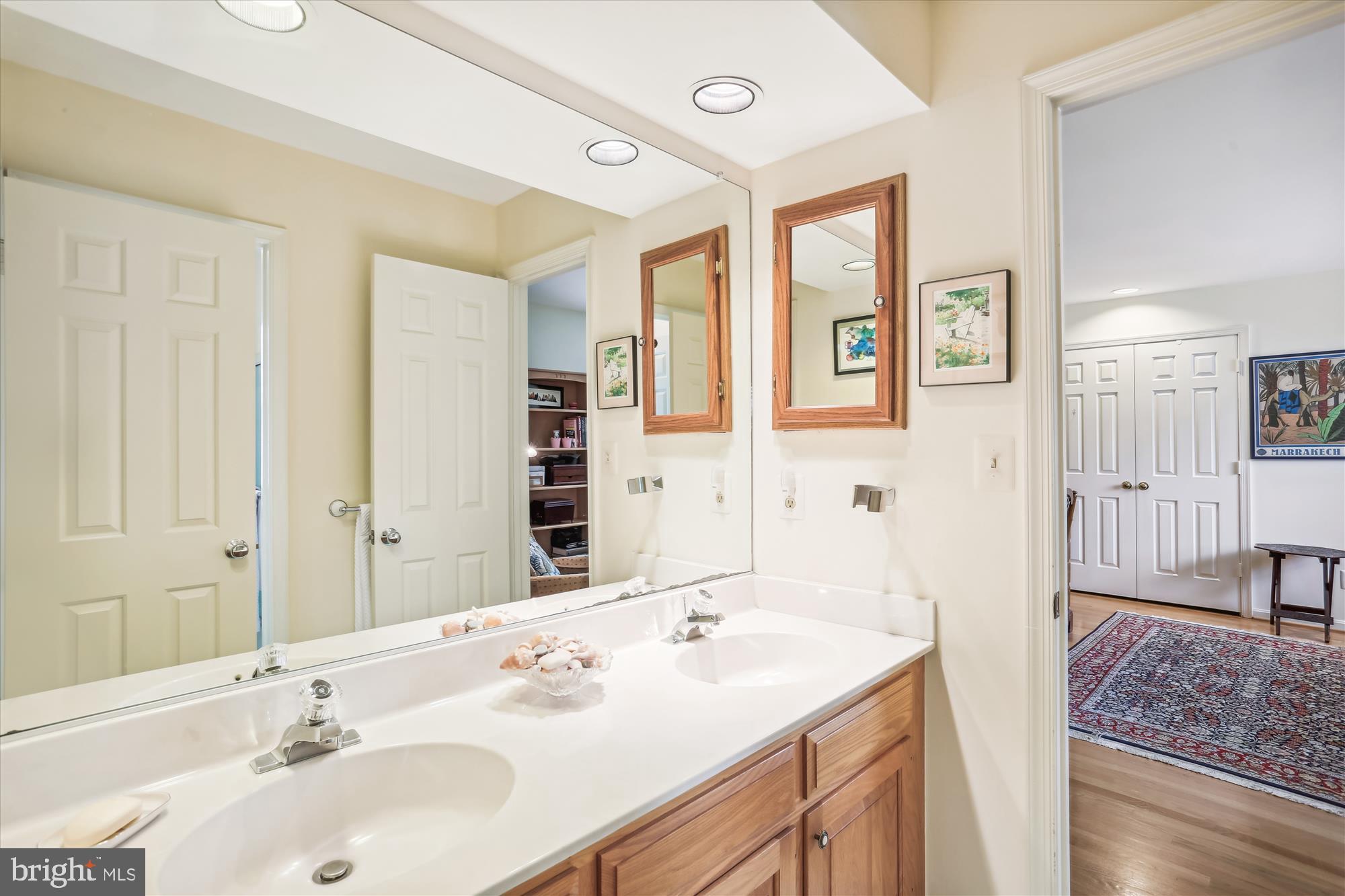 SADDLE RIDGE - Residential