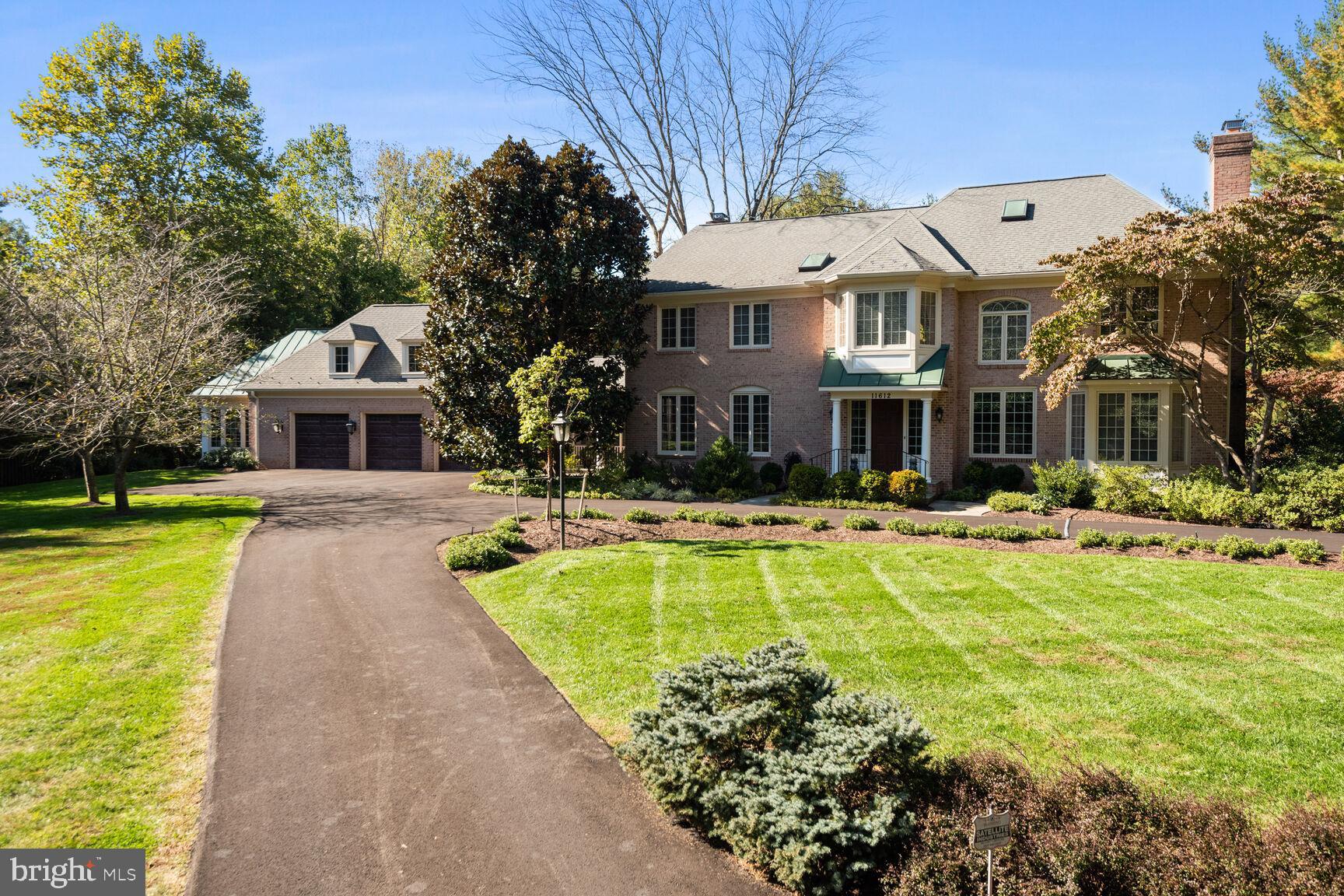 SADDLE RIDGE - Residential