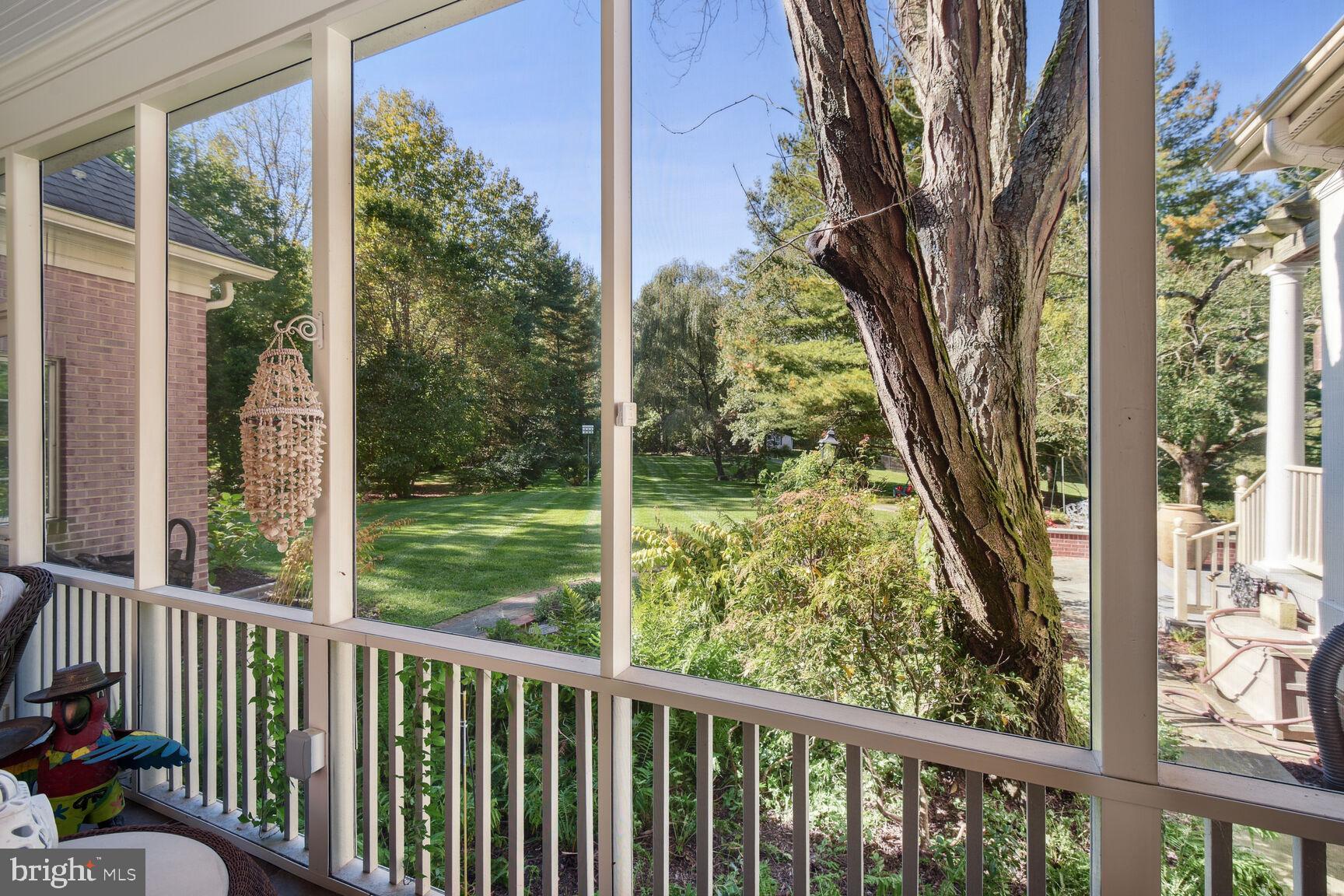 SADDLE RIDGE - Residential