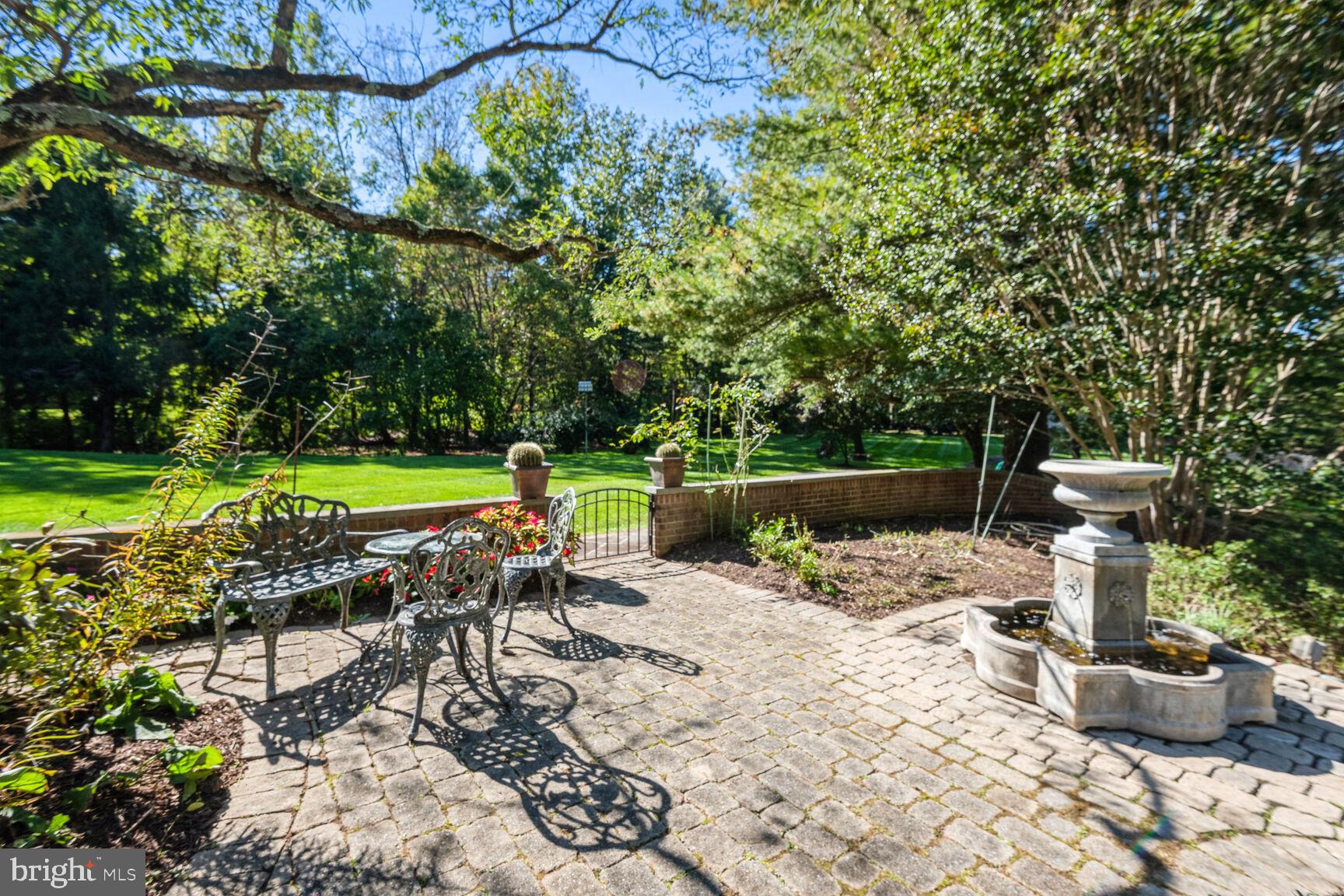 SADDLE RIDGE - Residential